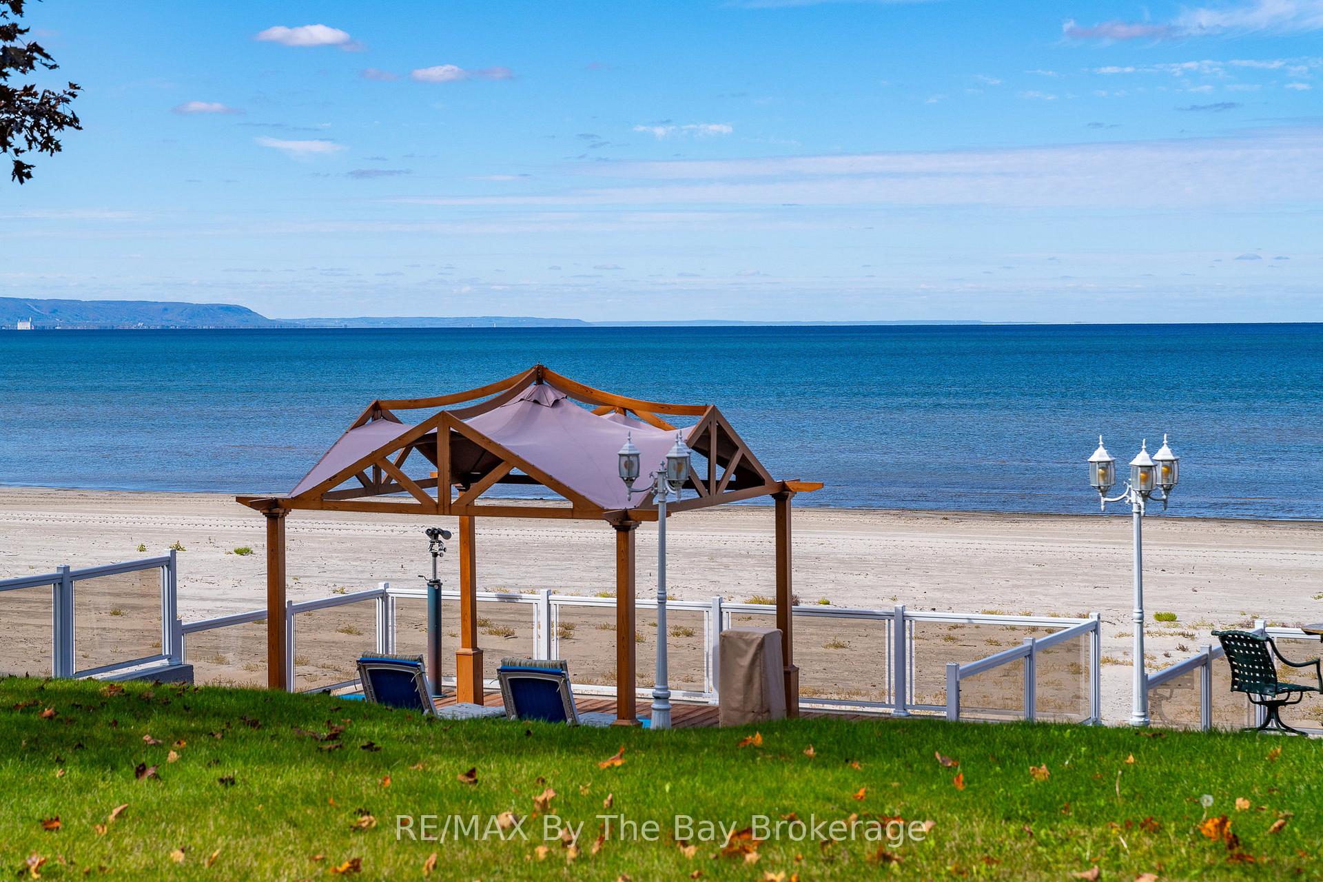 Photo 13 of 108 Shore Lane, Wasaga Beach — HOMEH