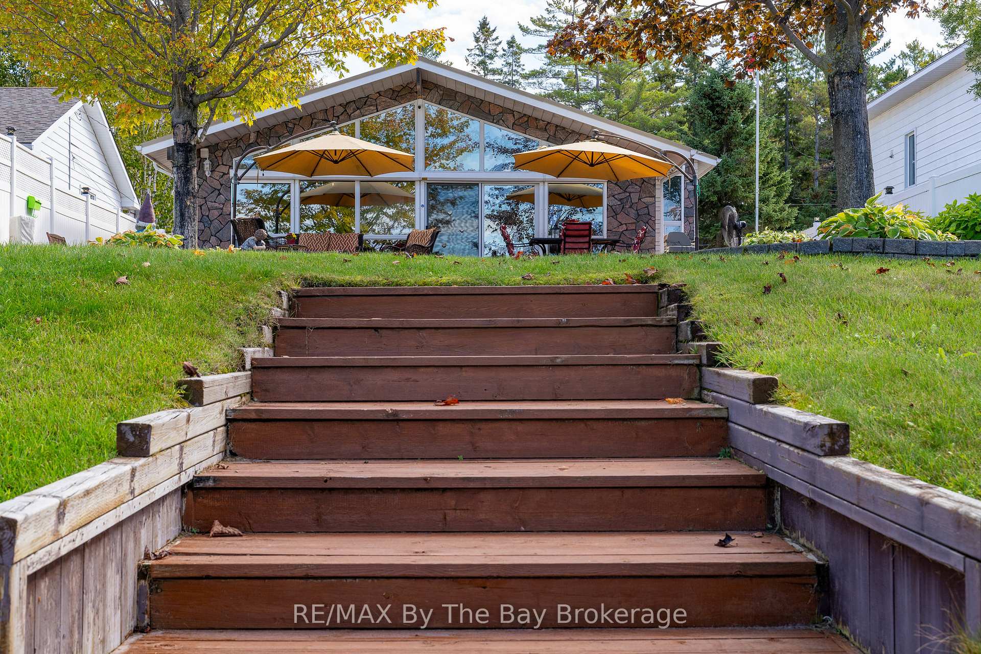 Photo 15 of 108 Shore Lane, Wasaga Beach — HOMEH