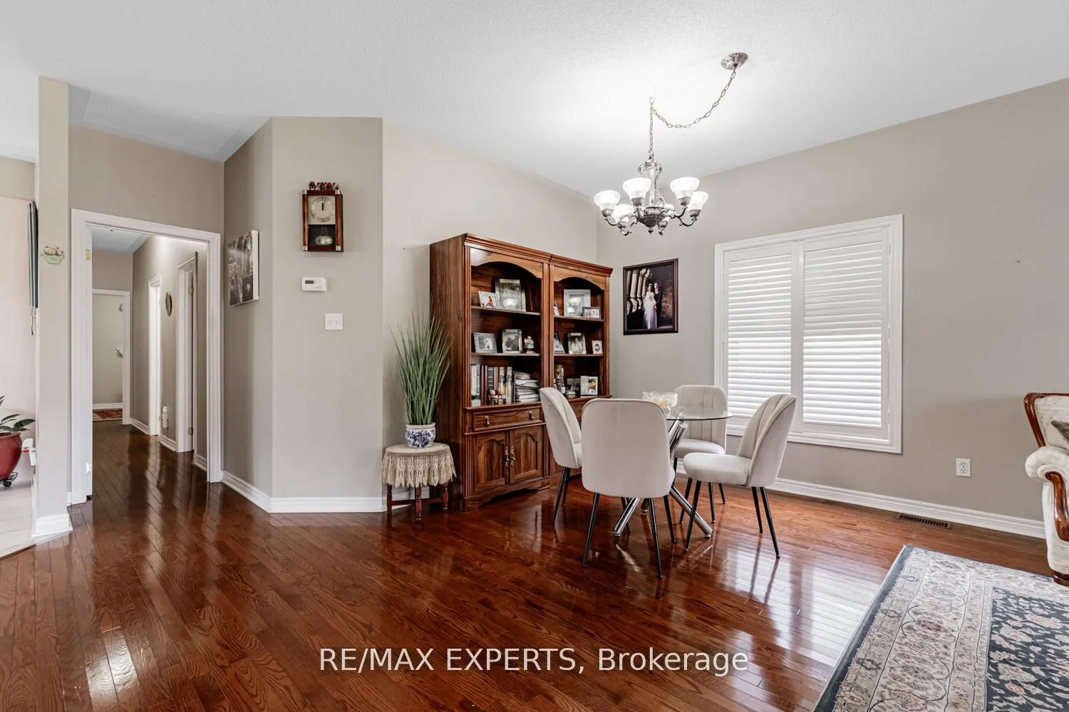 Photo 12 of 141 Michelle Drive, Vaughan, East Woodbridge — HOMEH