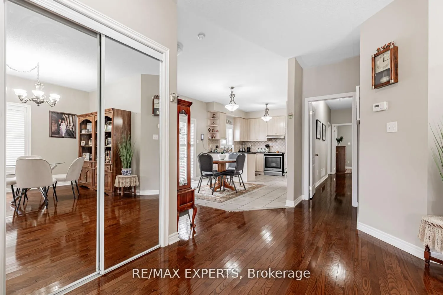 Photo 13 of 141 Michelle Drive, Vaughan, East Woodbridge — HOMEH