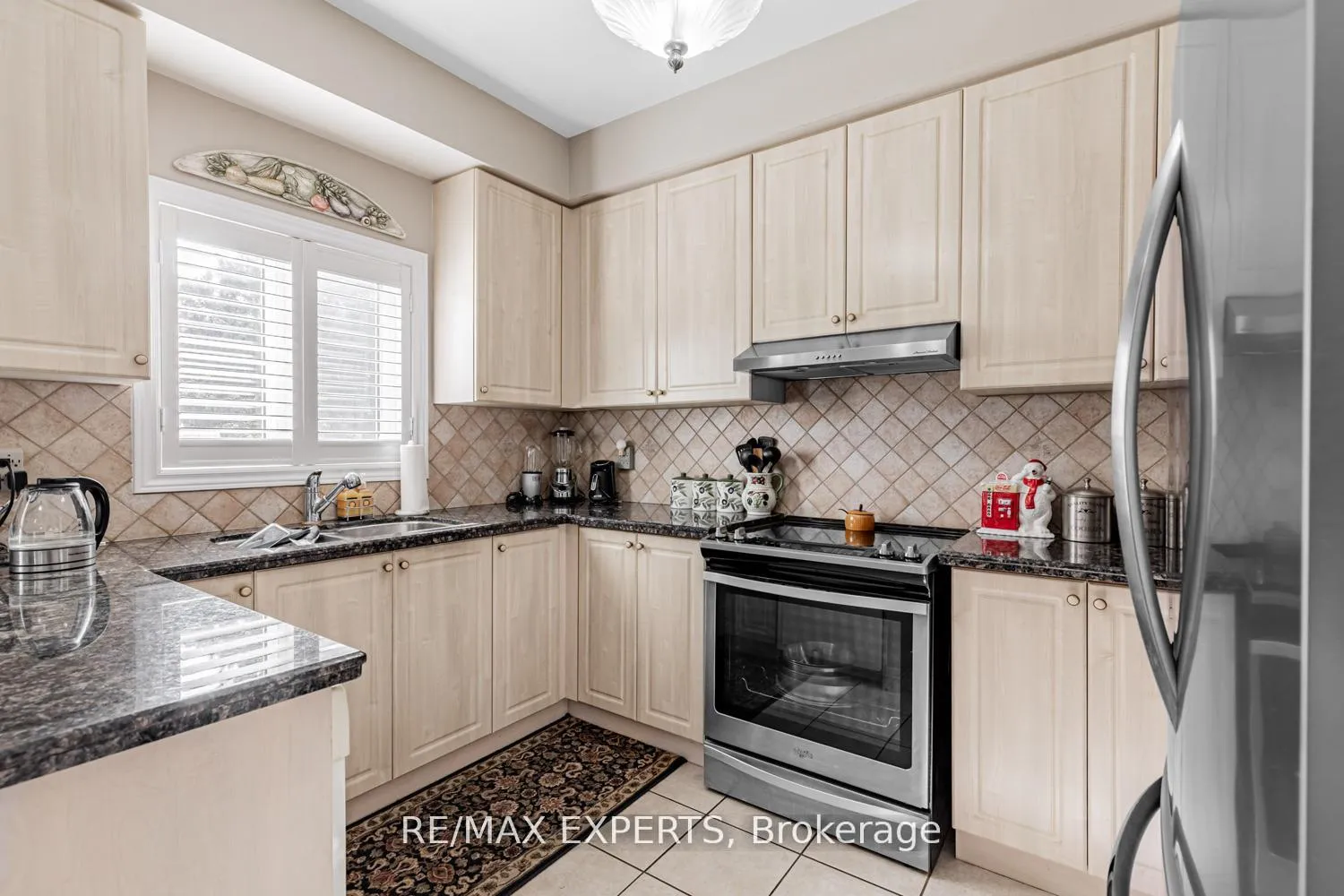 Photo 19 of 141 Michelle Drive, Vaughan, East Woodbridge — HOMEH