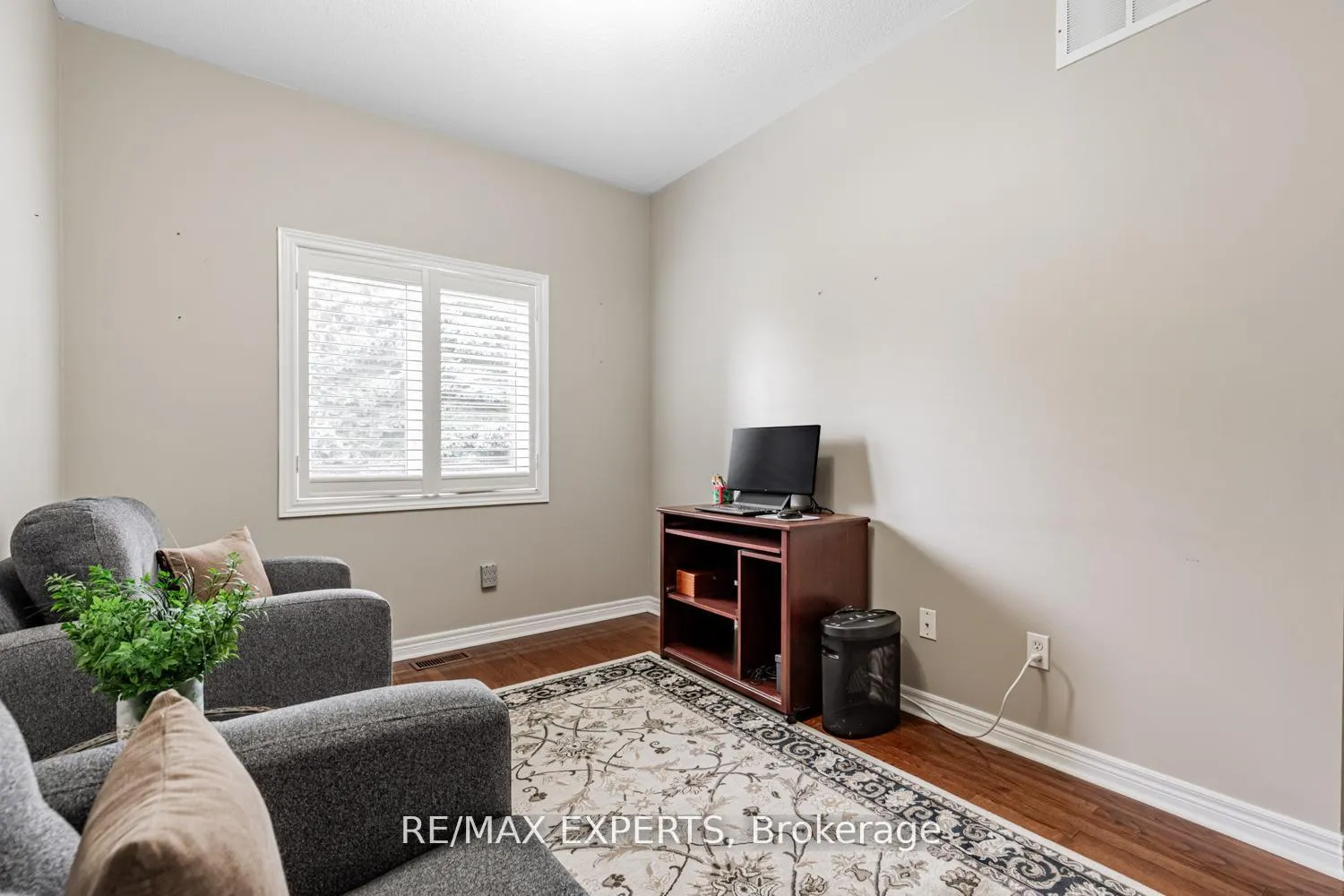 Photo 26 of 141 Michelle Drive, Vaughan, East Woodbridge — HOMEH