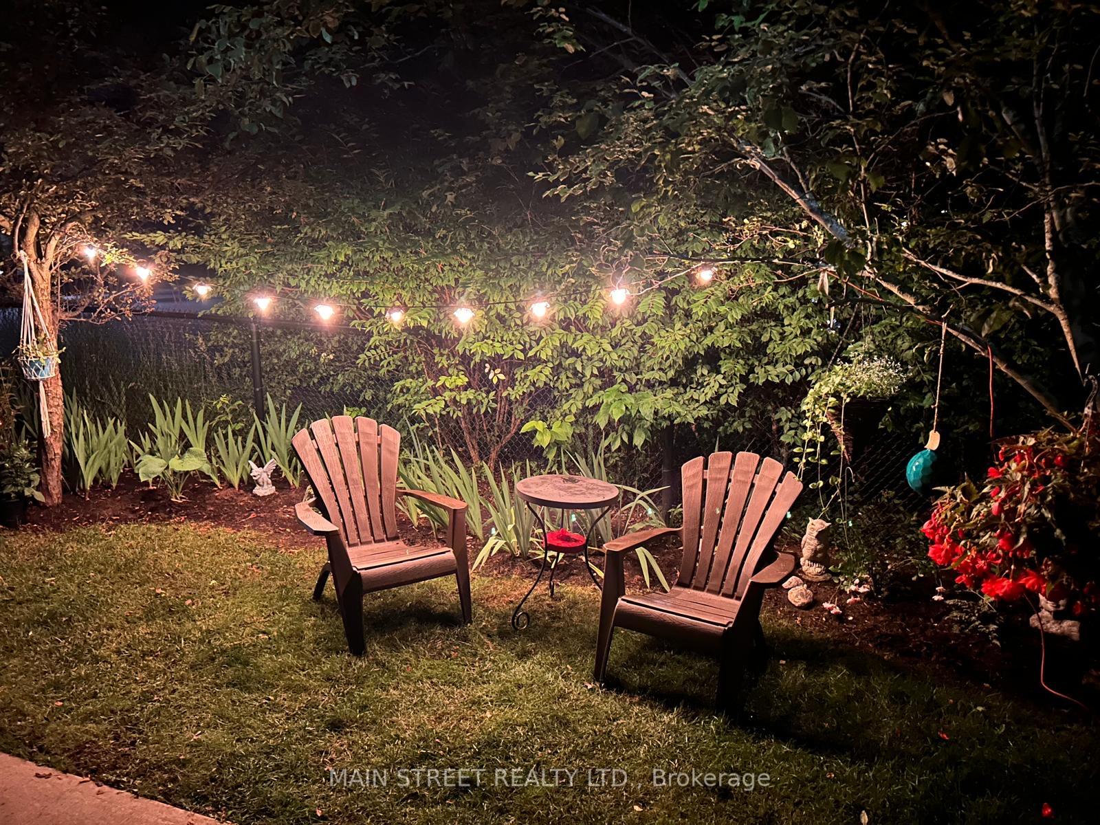 Photo 5 of 36 Savannah Crescent, Wasaga Beach — HOMEH
