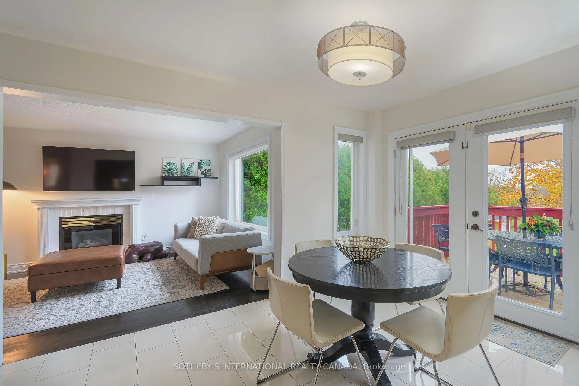 Photo 12 of 184 Veneto Drive, Vaughan, Vaughan Grove — HOMEH