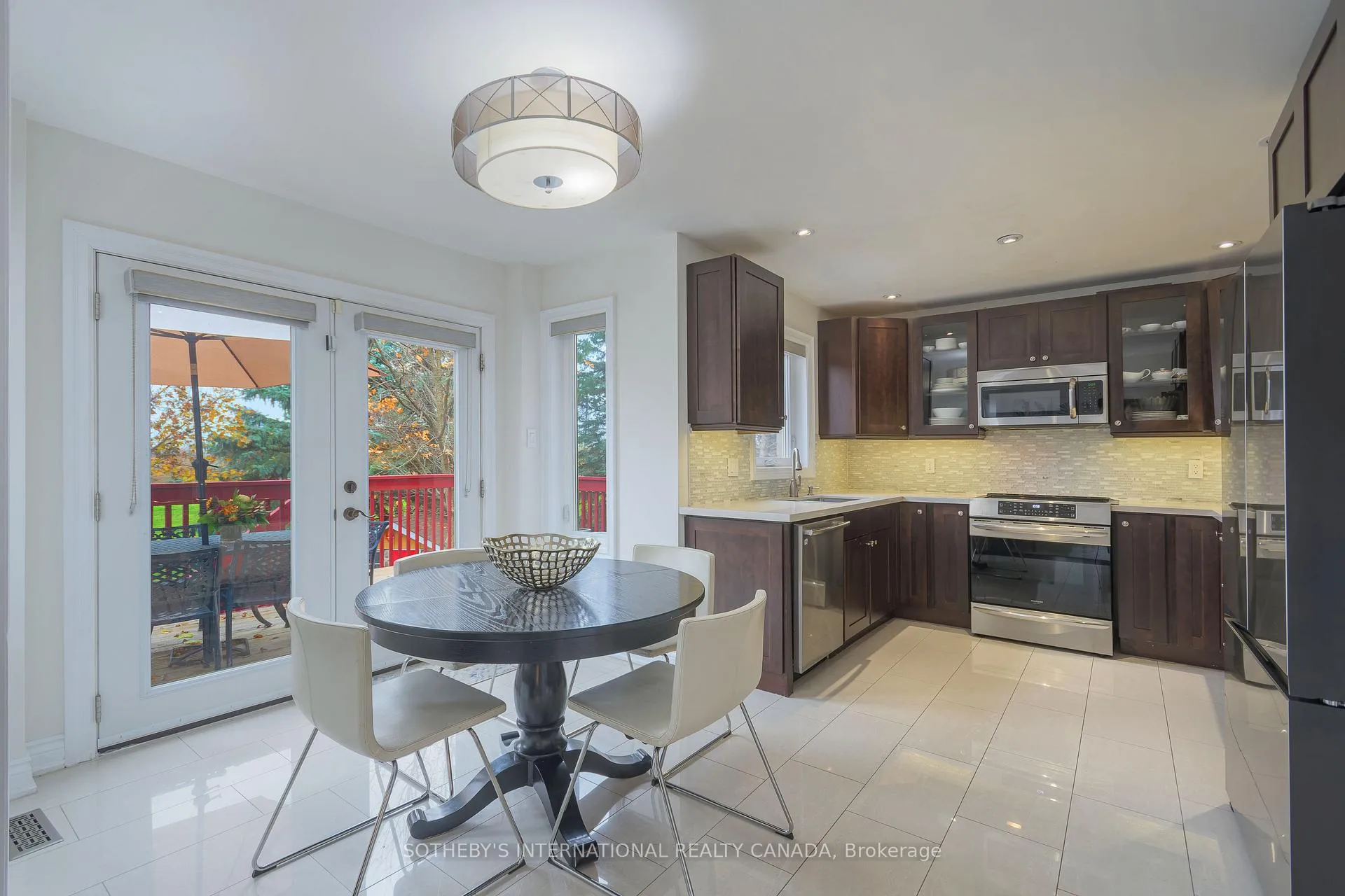 Photo 13 of 184 Veneto Drive, Vaughan, Vaughan Grove — HOMEH