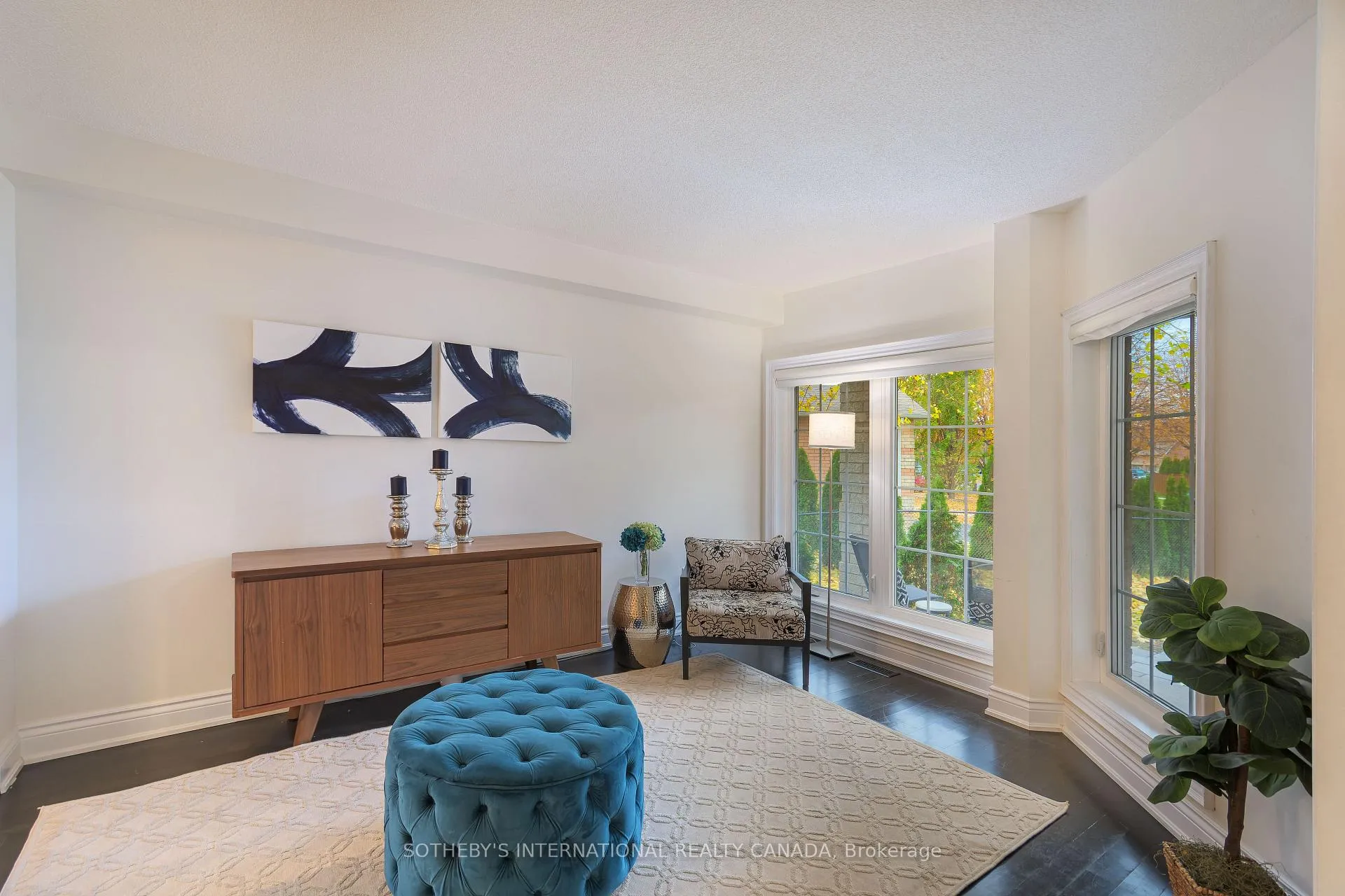 Photo 15 of 184 Veneto Drive, Vaughan, Vaughan Grove — HOMEH