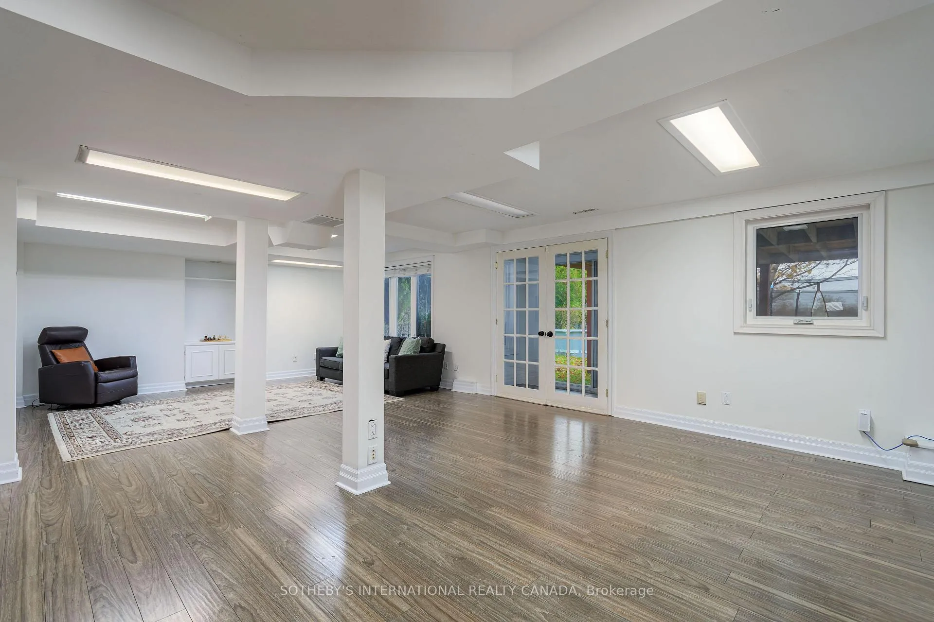 Photo 33 of 184 Veneto Drive, Vaughan, Vaughan Grove — HOMEH