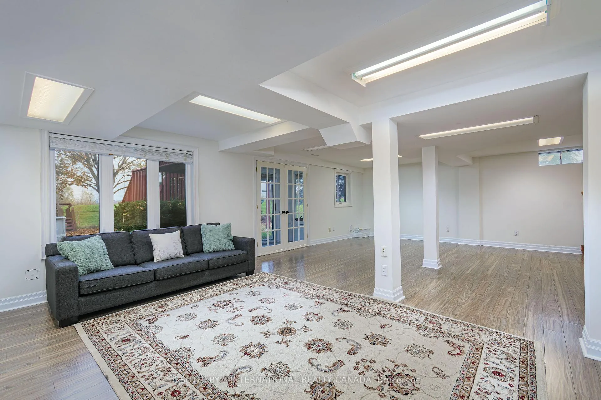 Photo 35 of 184 Veneto Drive, Vaughan, Vaughan Grove — HOMEH