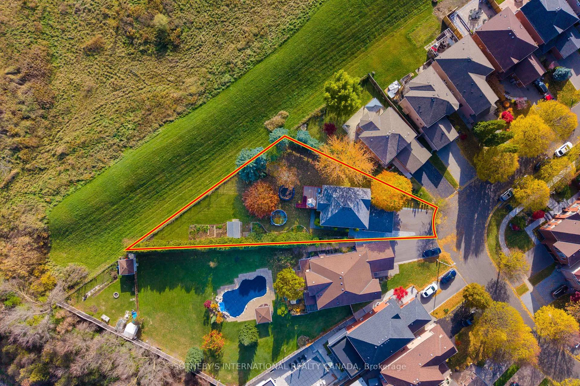 Photo 38 of 184 Veneto Drive, Vaughan, Vaughan Grove — HOMEH