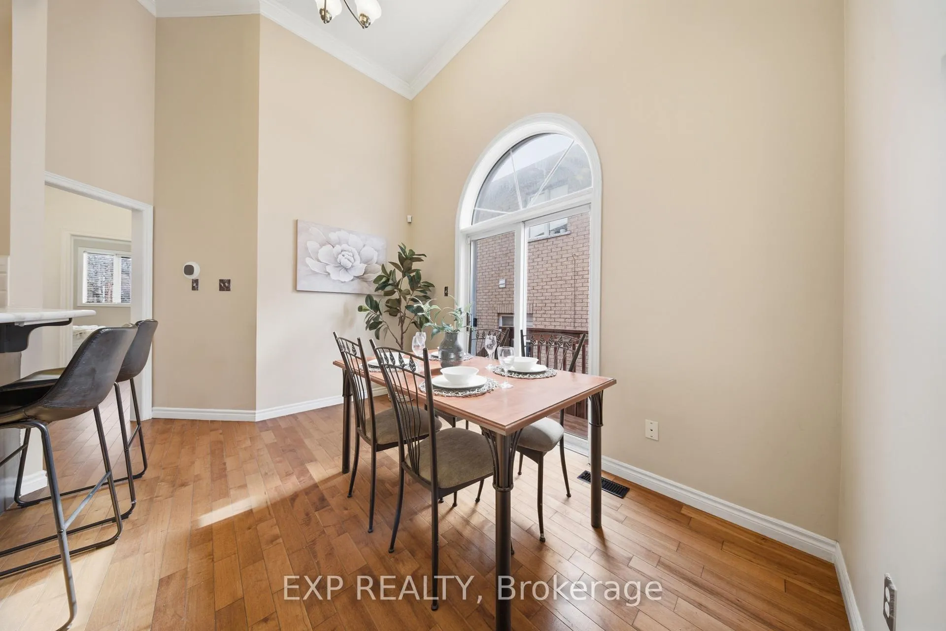 Photo 9 of 2305 Newcastle Crescent, Oakville, West Oak Trails — HOMEH