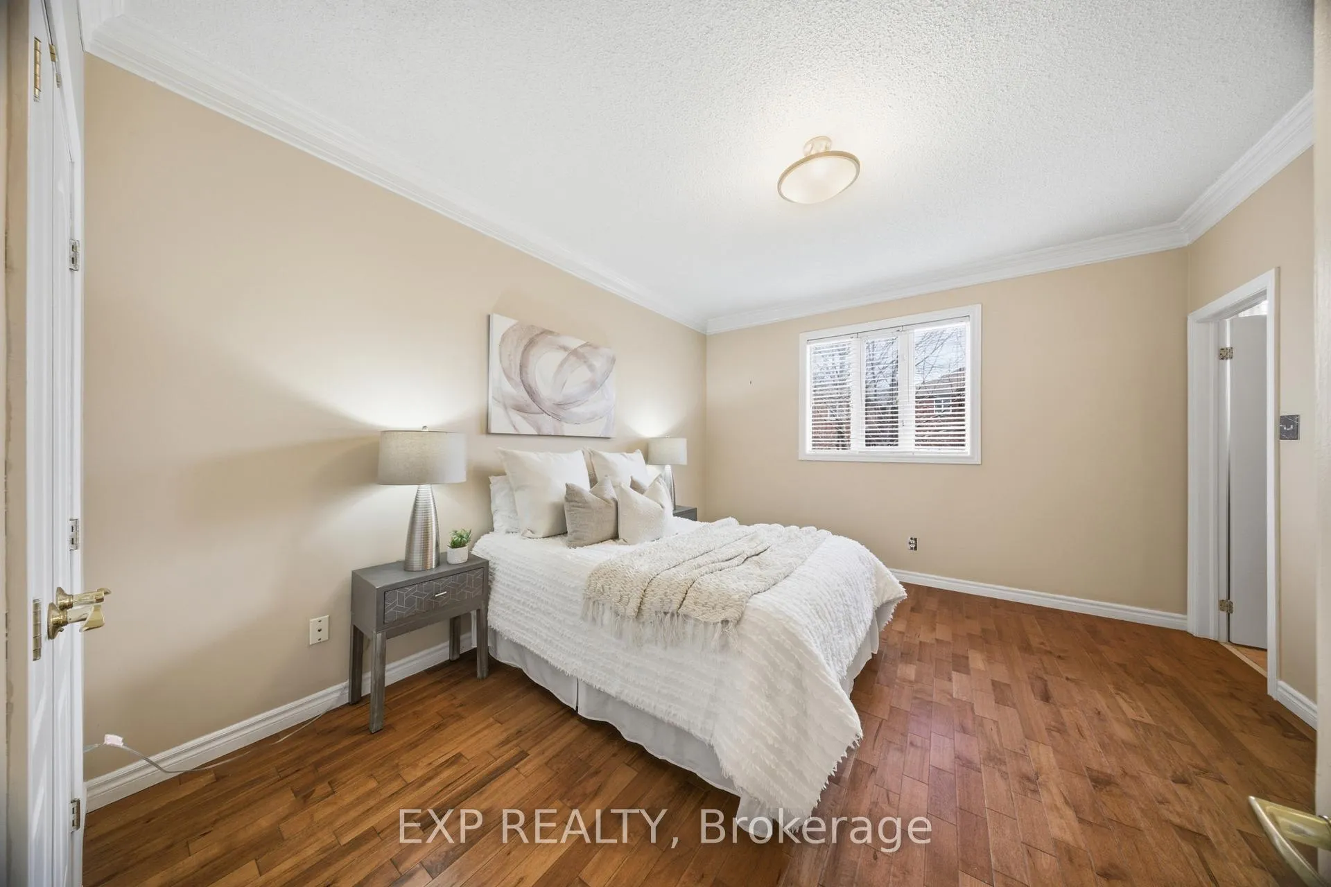 Photo 17 of 2305 Newcastle Crescent, Oakville, West Oak Trails — HOMEH