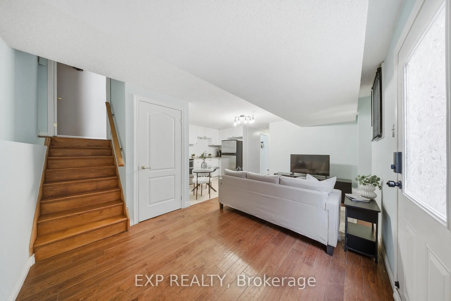 Photo 26 of 2305 Newcastle Crescent, Oakville, West Oak Trails — HOMEH