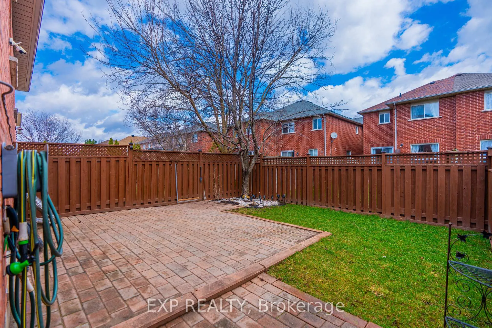 Photo 36 of 2305 Newcastle Crescent, Oakville, West Oak Trails — HOMEH