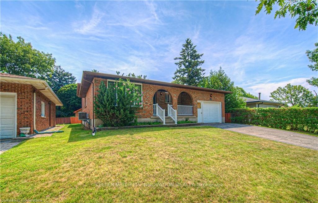 Photo 1 of 641 Black Oak Crescent, Waterloo — HOMEH