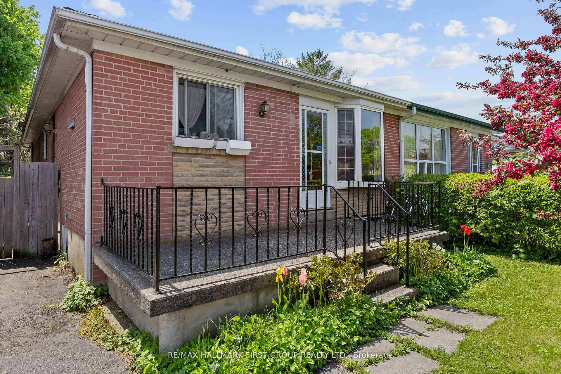 Photo 3 of 121 Emperor Street, Ajax, South East — HOMEH