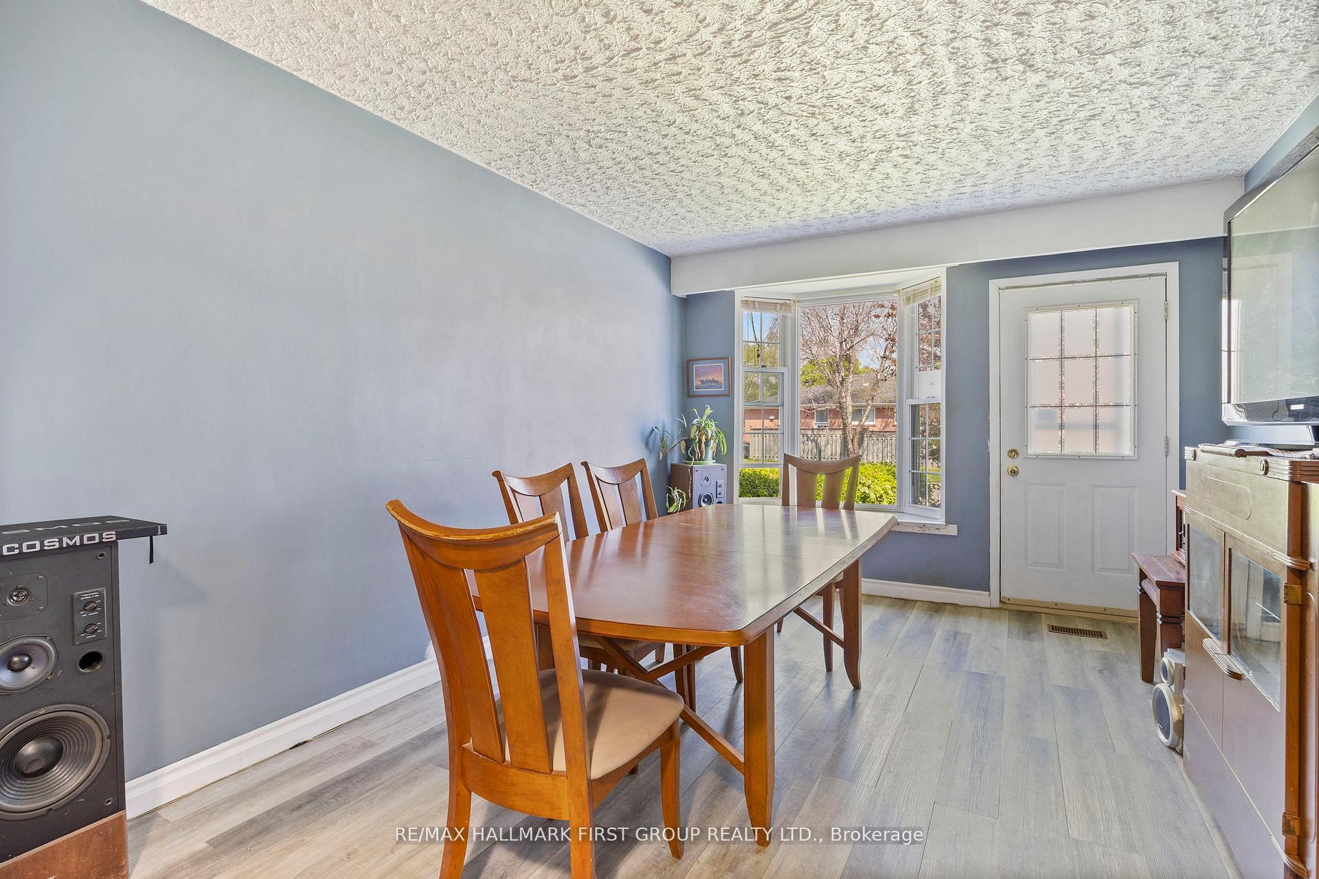 Photo 4 of 121 Emperor Street, Ajax, South East — HOMEH