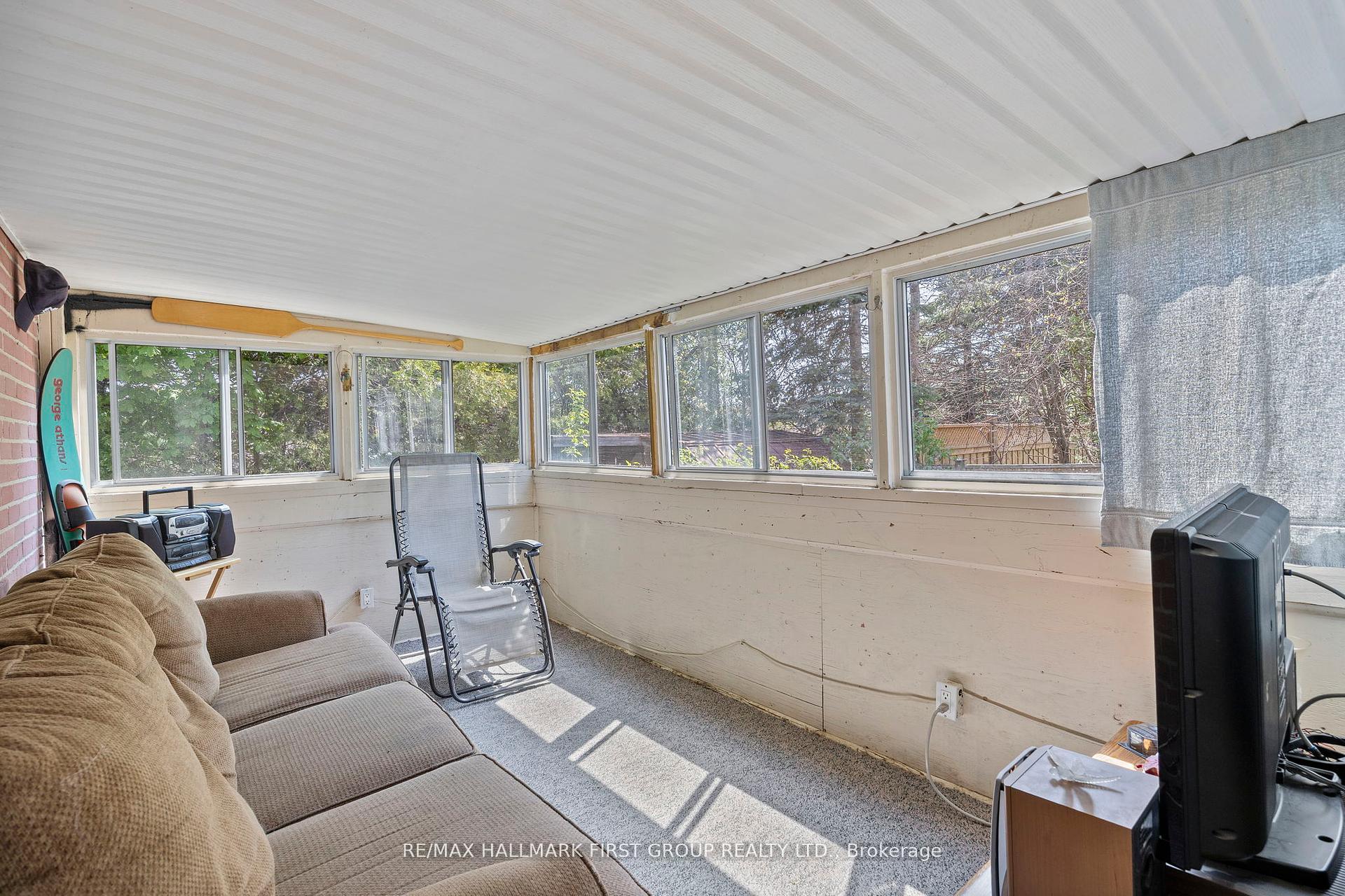Photo 14 of 121 Emperor Street, Ajax, South East — HOMEH