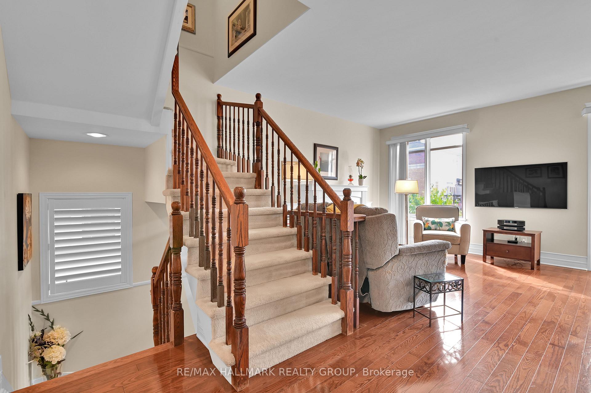 Photo 10 of 204 West Village Private, Ottawa, Westboro South — HOMEH