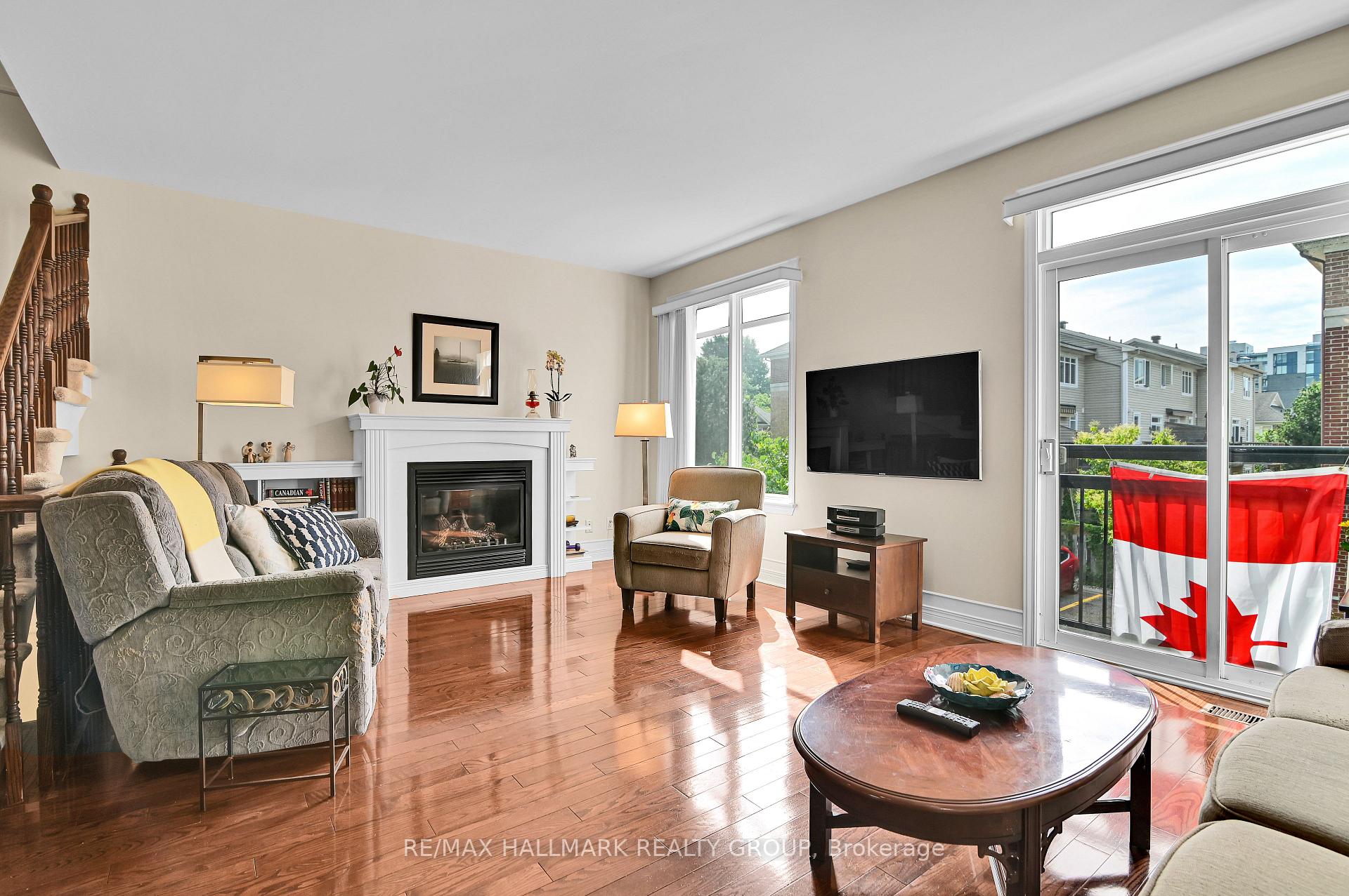 Photo 11 of 204 West Village Private, Ottawa, Westboro South — HOMEH