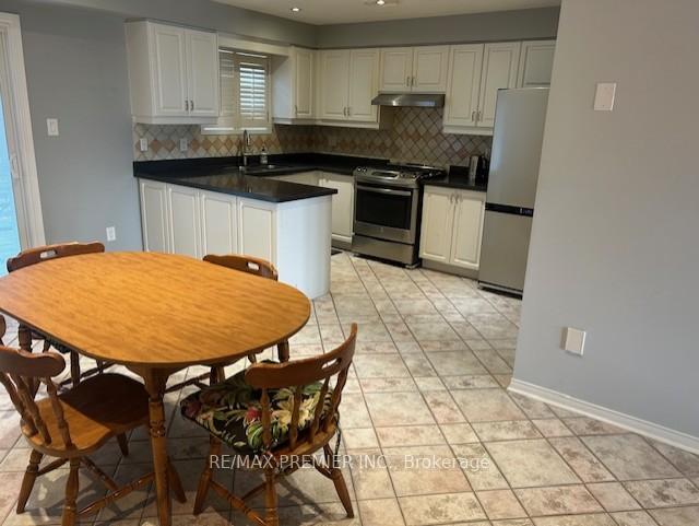 Photo 9 of 56 Isa Court, Vaughan, Elder Mills — HOMEH