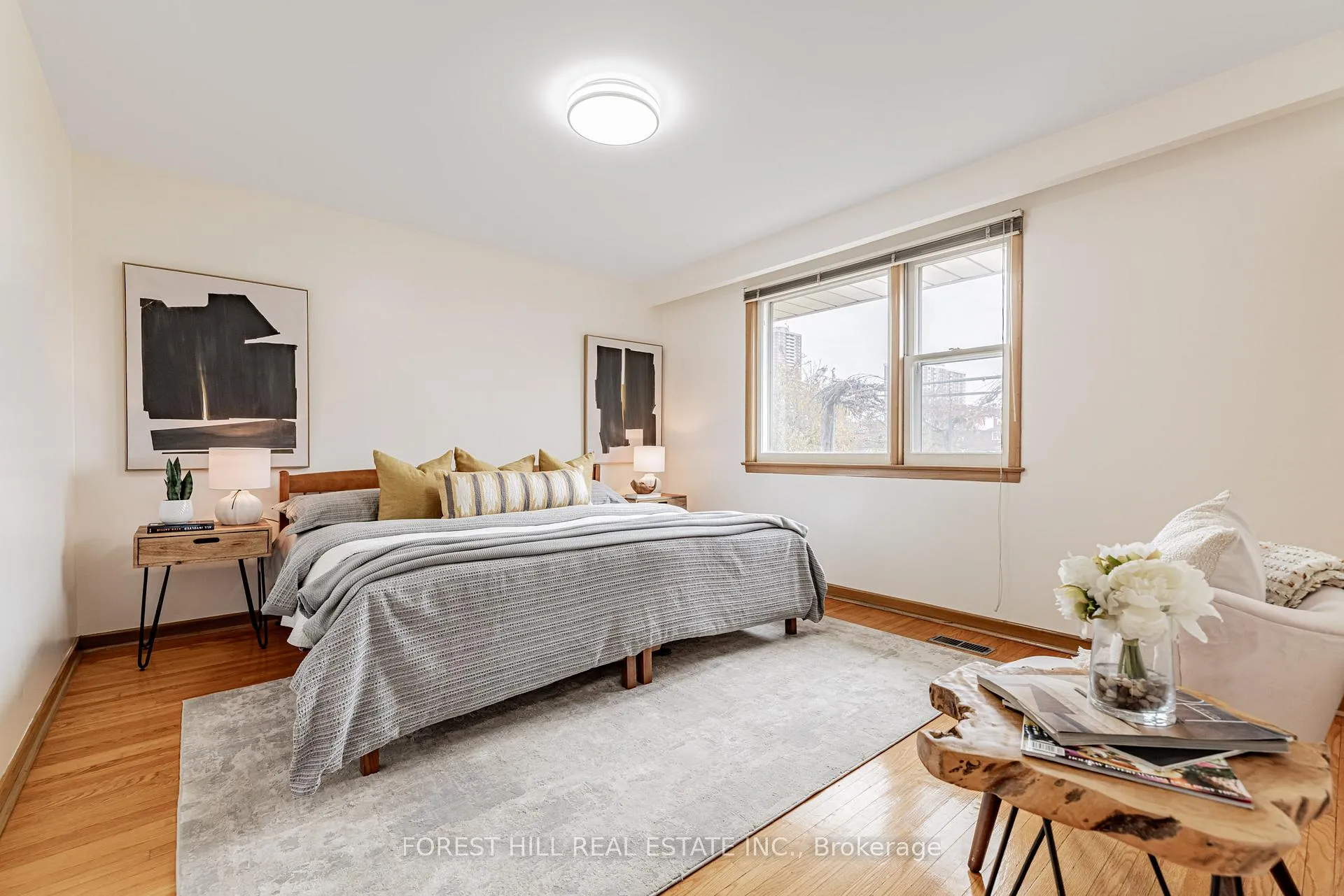 Photo 14 of 105 Crestwood Road, Vaughan, Crestwood-Springfarm-Yorkhill — HOMEH