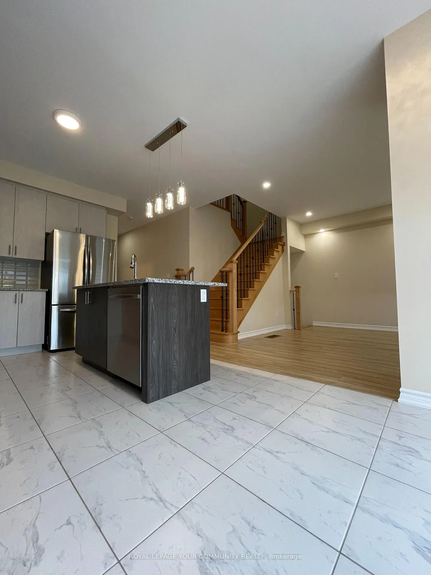 Photo 3 of 29 Hickling Lane, Ajax, South West — HOMEH