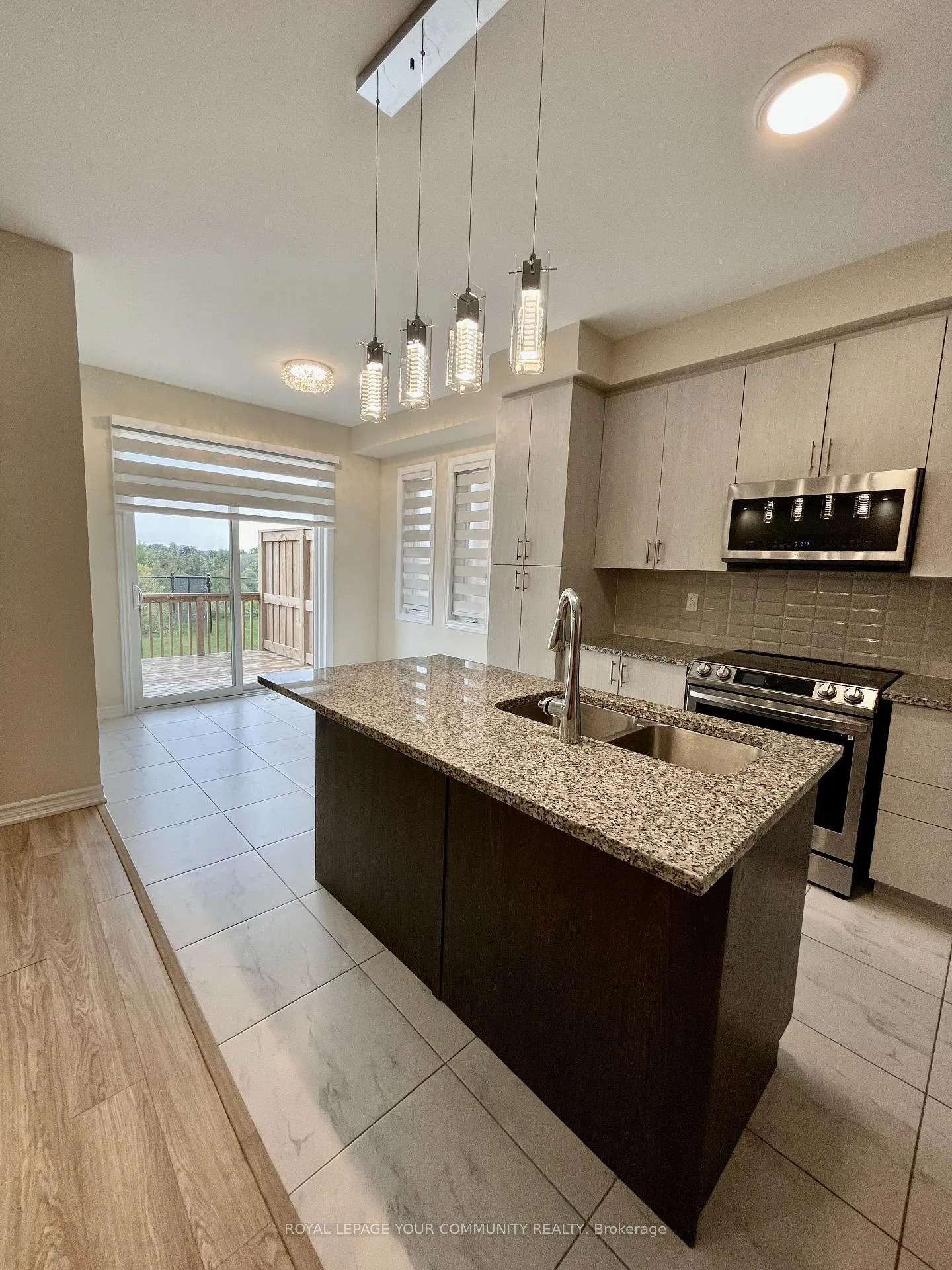Photo 6 of 29 Hickling Lane, Ajax, South West — HOMEH