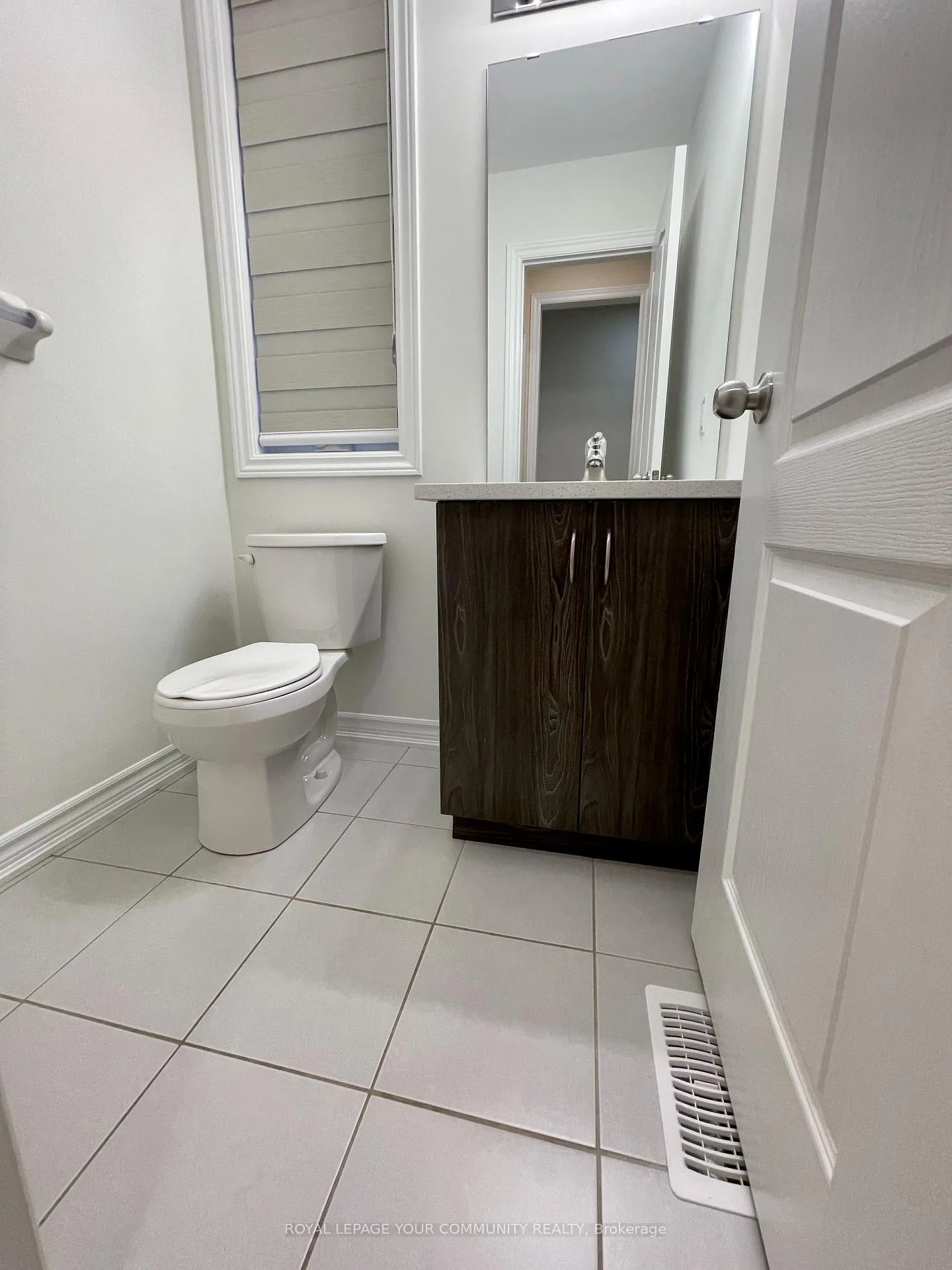 Photo 26 of 29 Hickling Lane, Ajax, South West — HOMEH