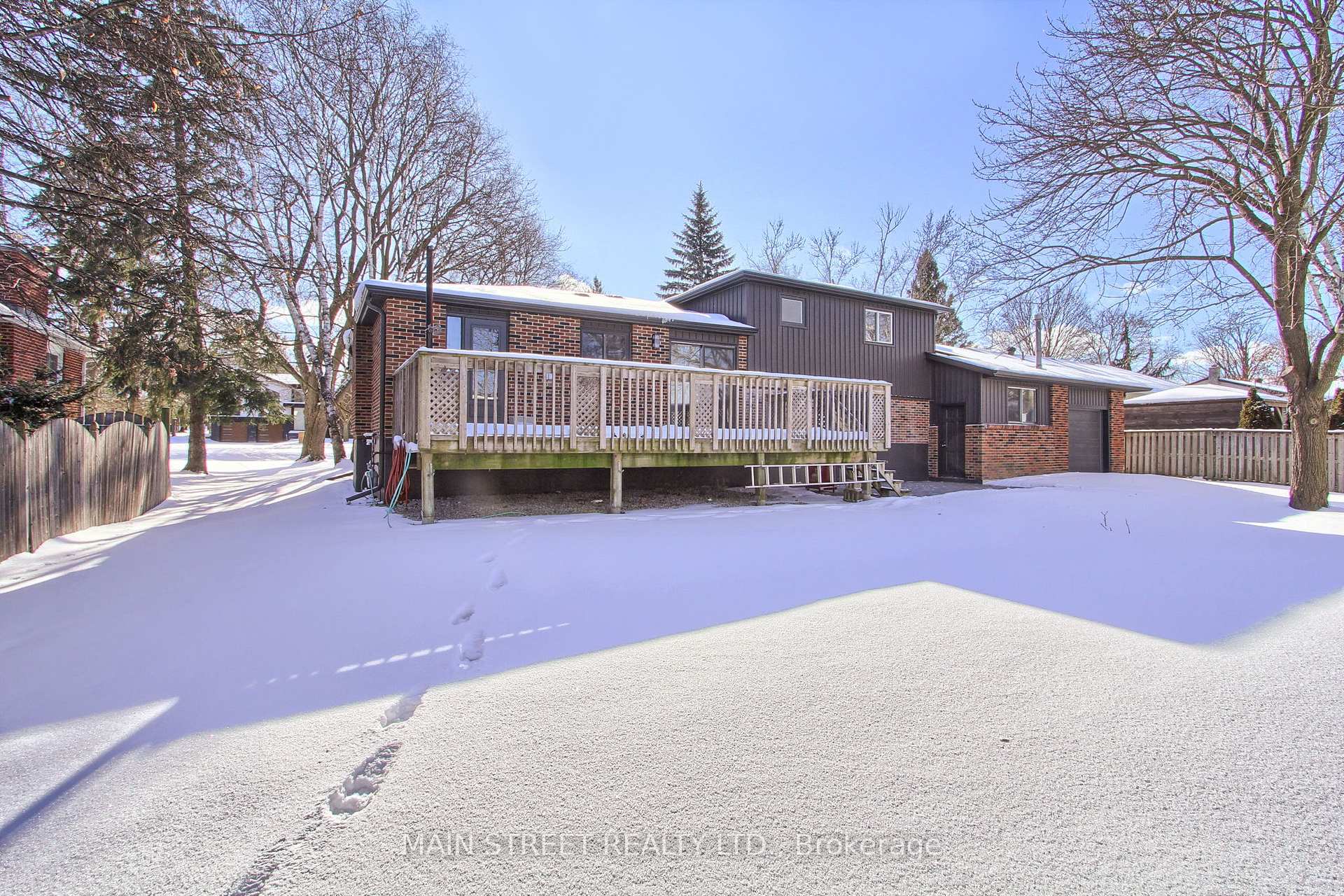 Photo 31 of 8 North Street, Uxbridge — HOMEH