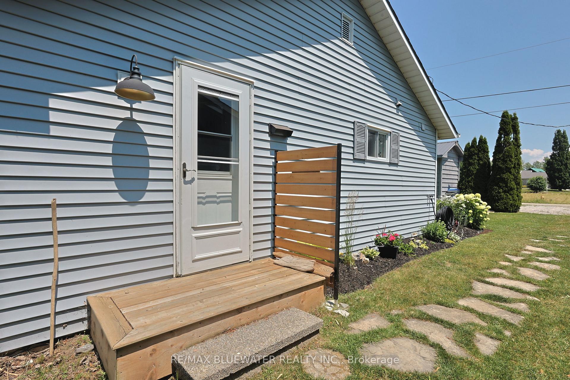 Photo 33 of 71857 Sunview Avenue, Bluewater, Hay — HOMEH
