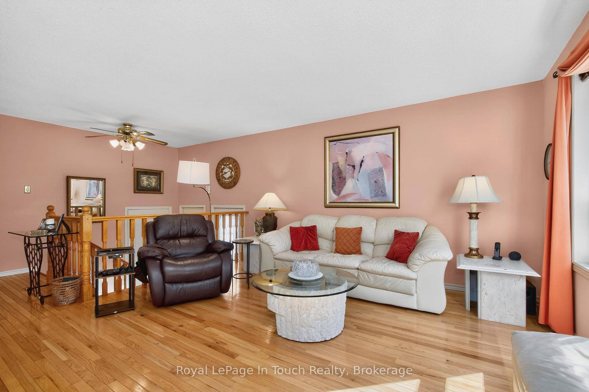 Photo 6 of 23 Caribbean Drive, Wasaga Beach — HOMEH