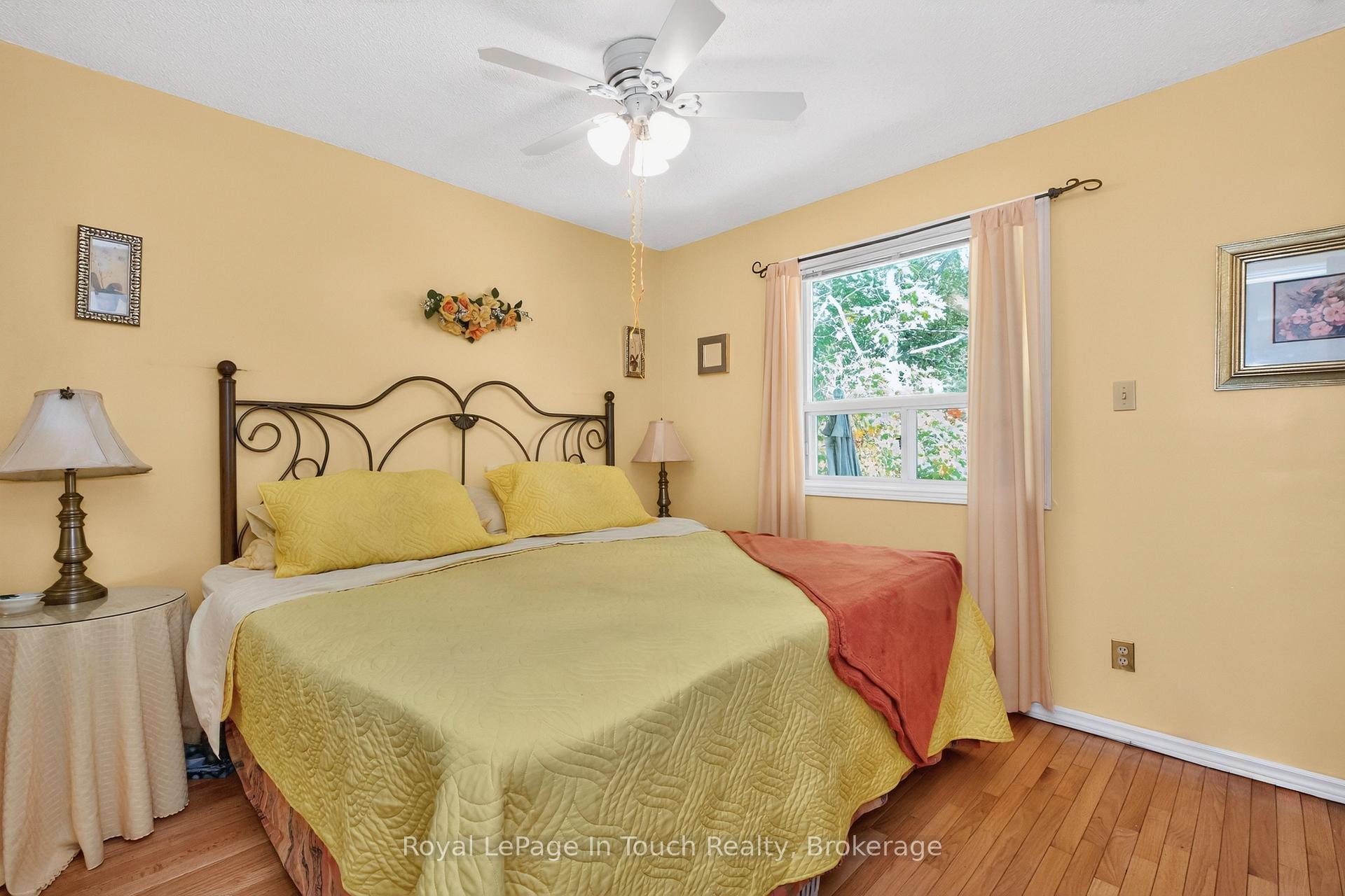 Photo 16 of 23 Caribbean Drive, Wasaga Beach — HOMEH