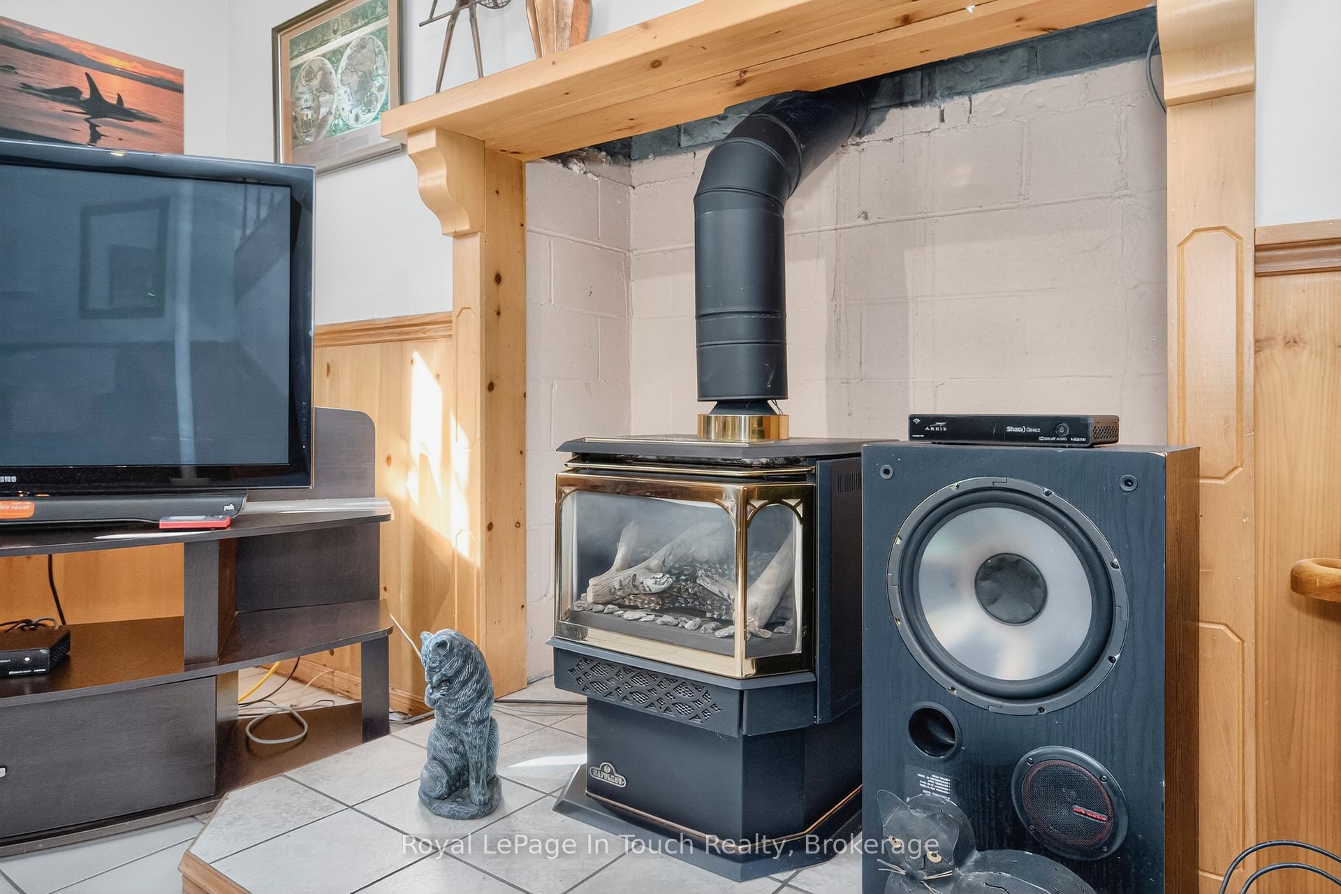 Photo 29 of 23 Caribbean Drive, Wasaga Beach — HOMEH