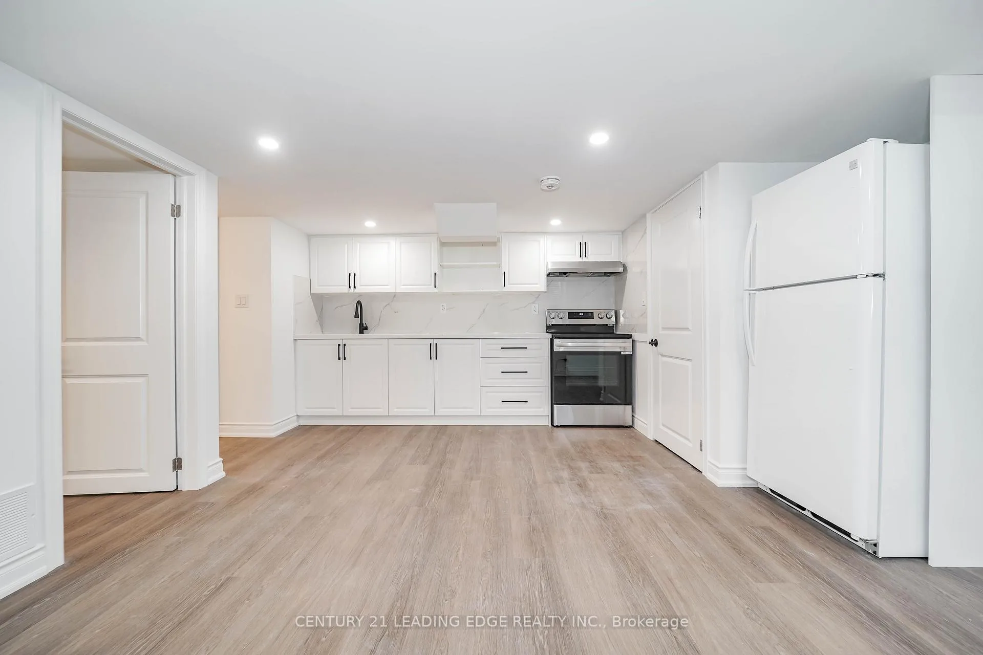 Photo 6 of Unit Basement 1, 985 Audley Road, Ajax, South East — HOMEH