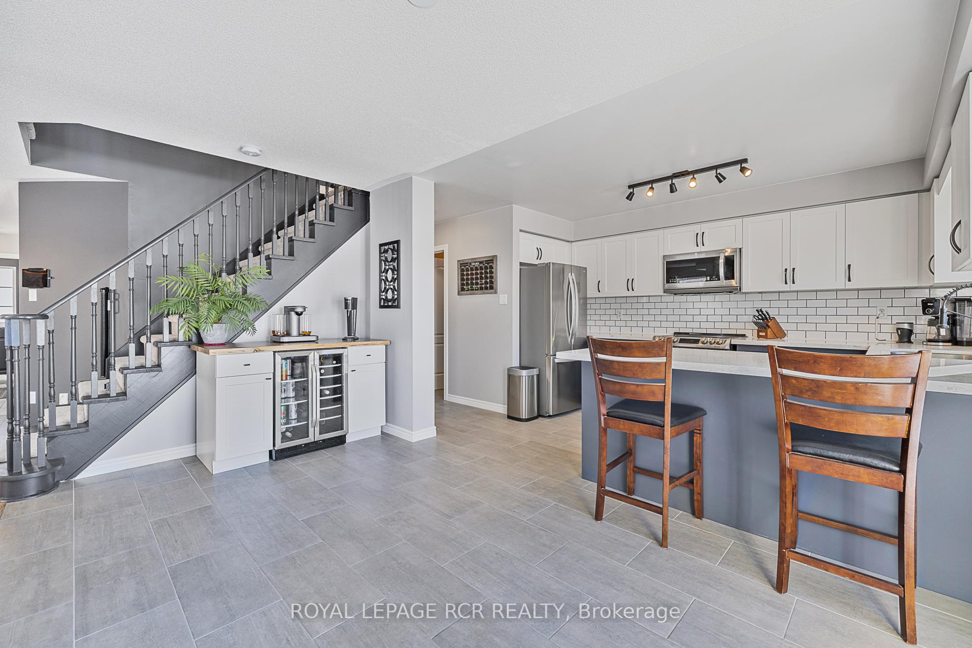 Photo 16 of 14 Nelkydd Lane, Uxbridge — HOMEH