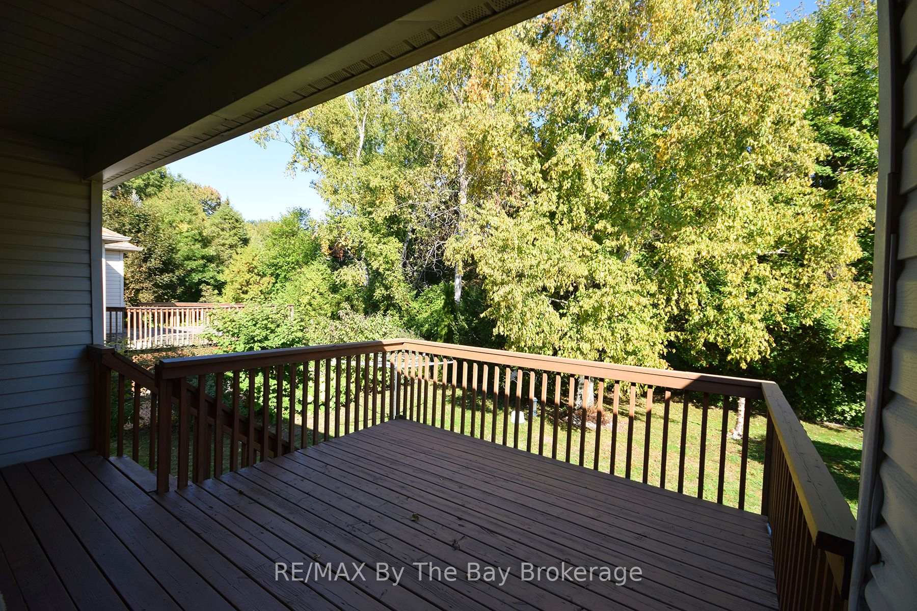 Photo 6 of 150 Silver Birch Avenue, Wasaga Beach — HOMEH