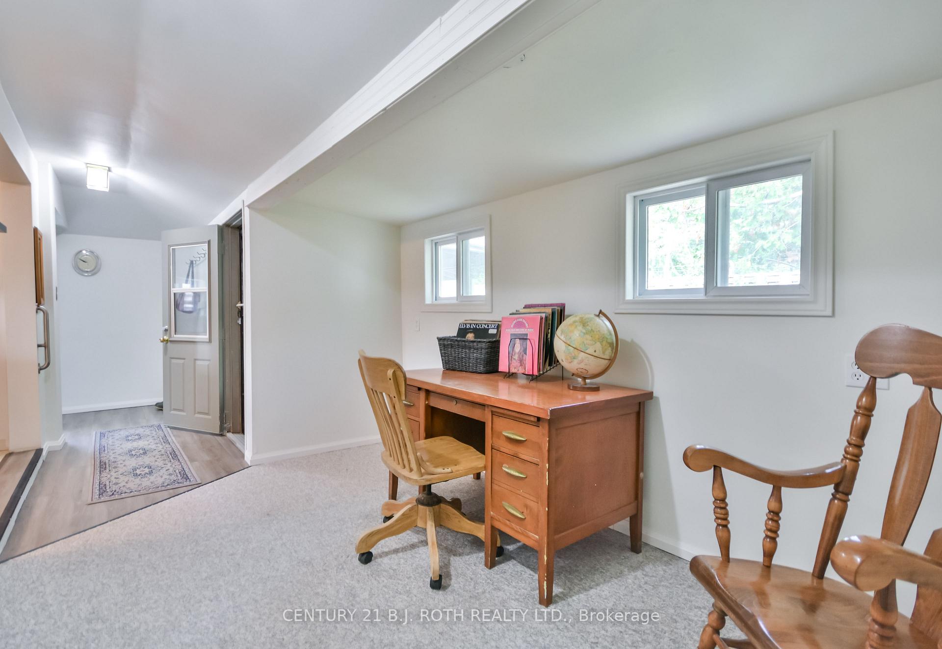 Photo 16 of 80 Parkside Drive, Barrie, Queen's Park — HOMEH