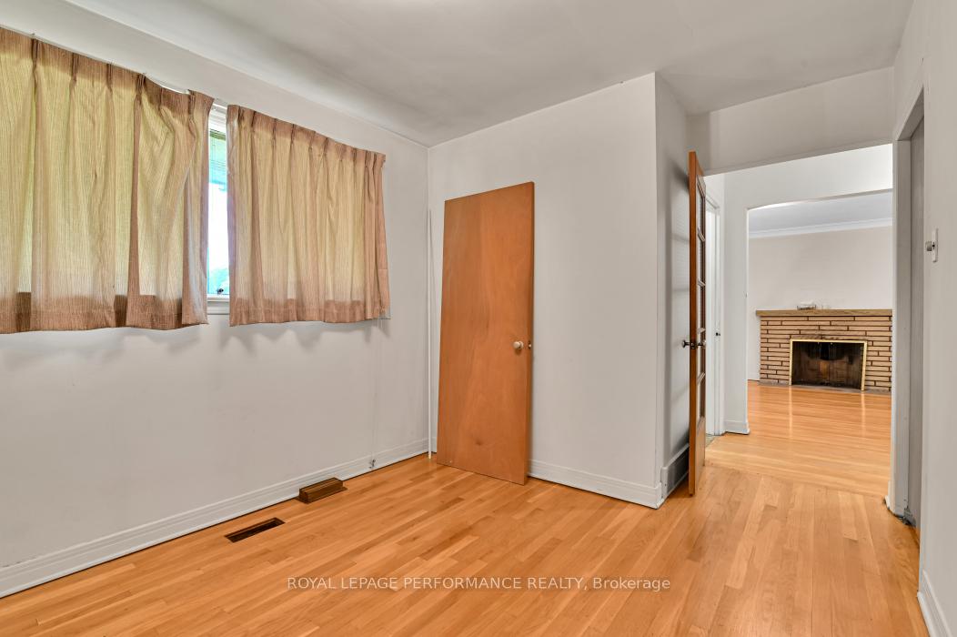 Photo 8 of 300 Parnell Avenue, Ottawa, Westboro/Hampton Park — HOMEH