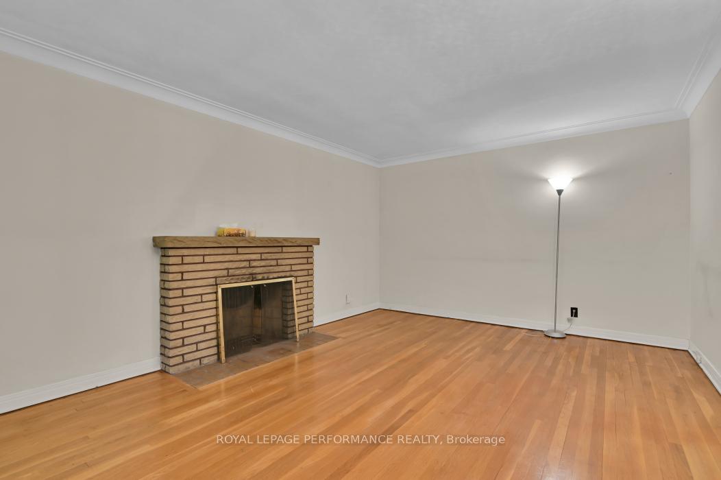Photo 12 of 300 Parnell Avenue, Ottawa, Westboro/Hampton Park — HOMEH