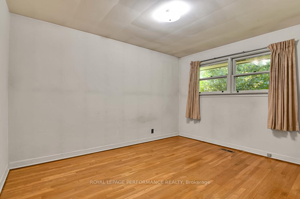 Photo 23 of 300 Parnell Avenue, Ottawa, Westboro/Hampton Park — HOMEH