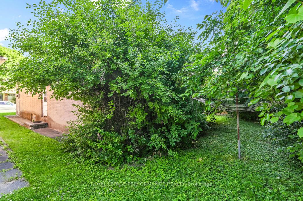 Photo 30 of 300 Parnell Avenue, Ottawa, Westboro/Hampton Park — HOMEH