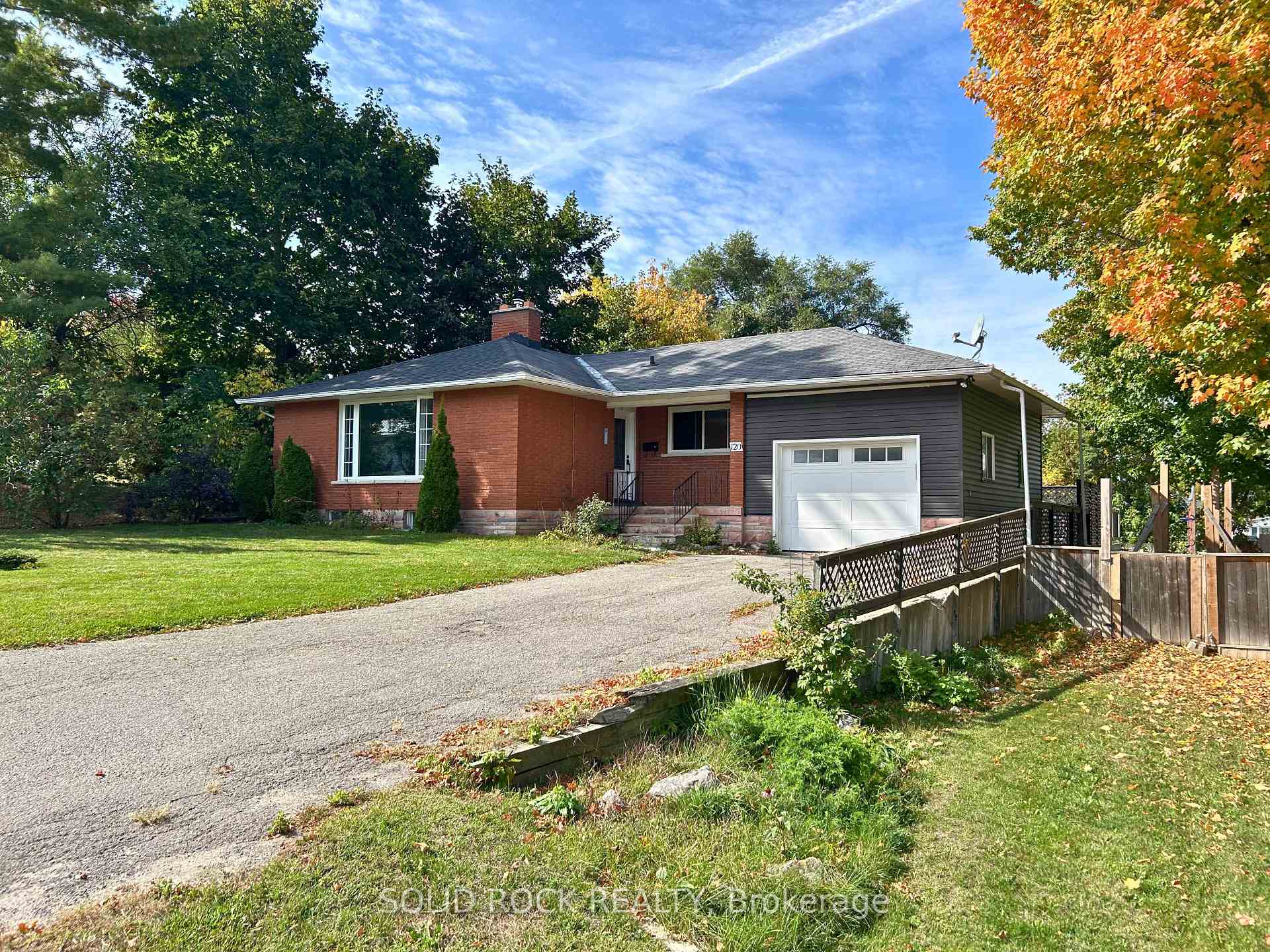 Photo 1 of 120 Ida Street N, Arnprior — HOMEH