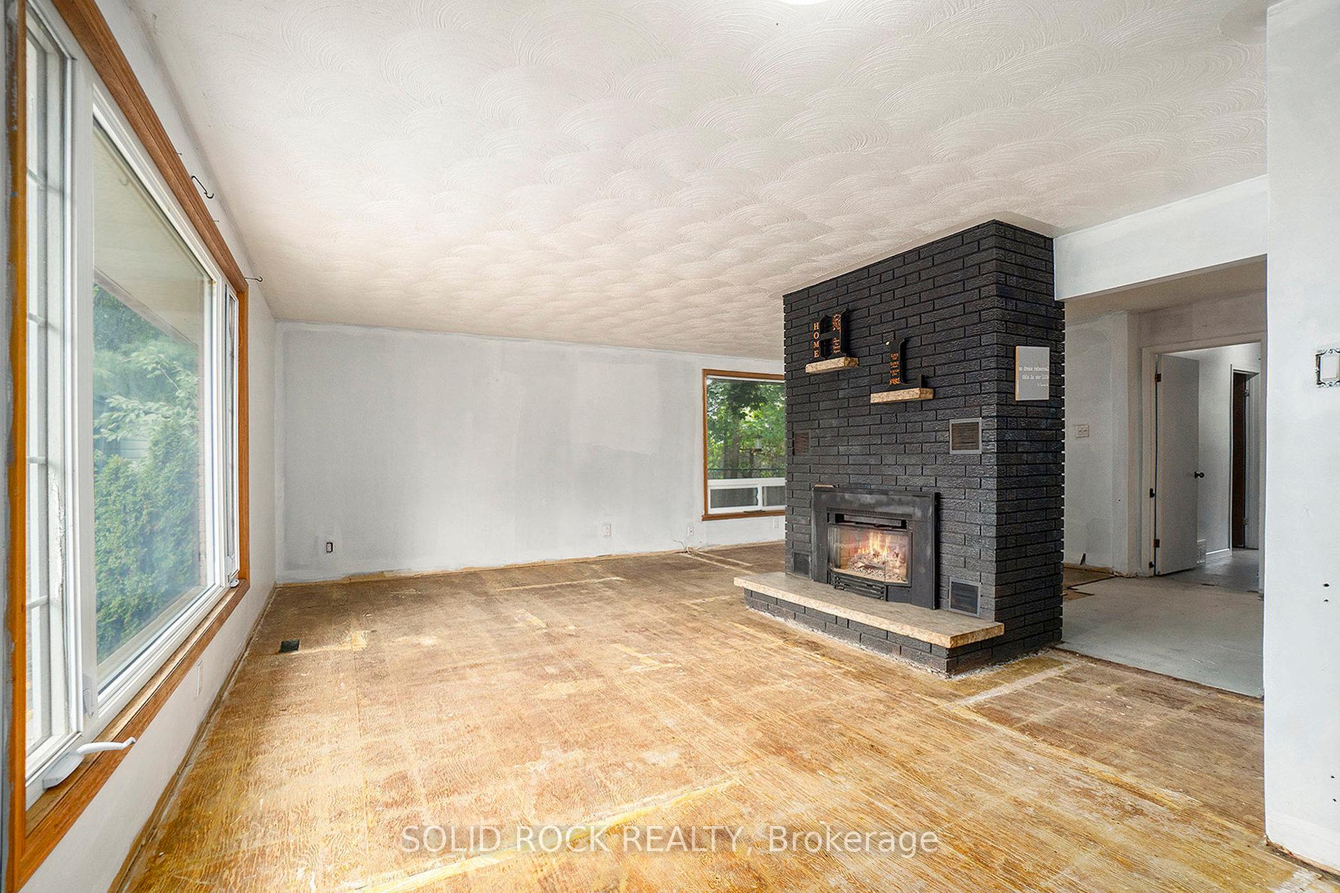 Photo 6 of 120 Ida Street N, Arnprior — HOMEH