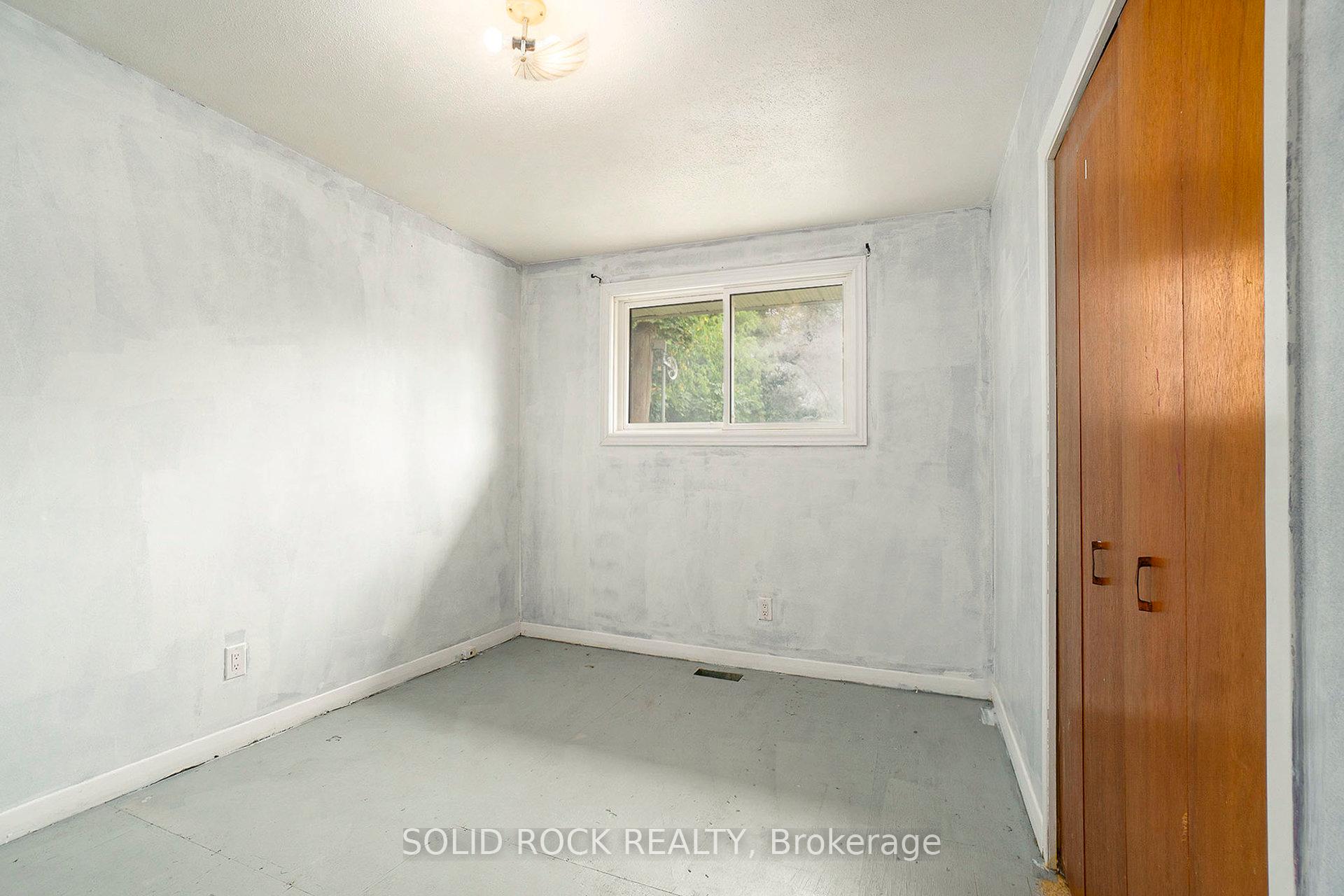 Photo 15 of 120 Ida Street N, Arnprior — HOMEH
