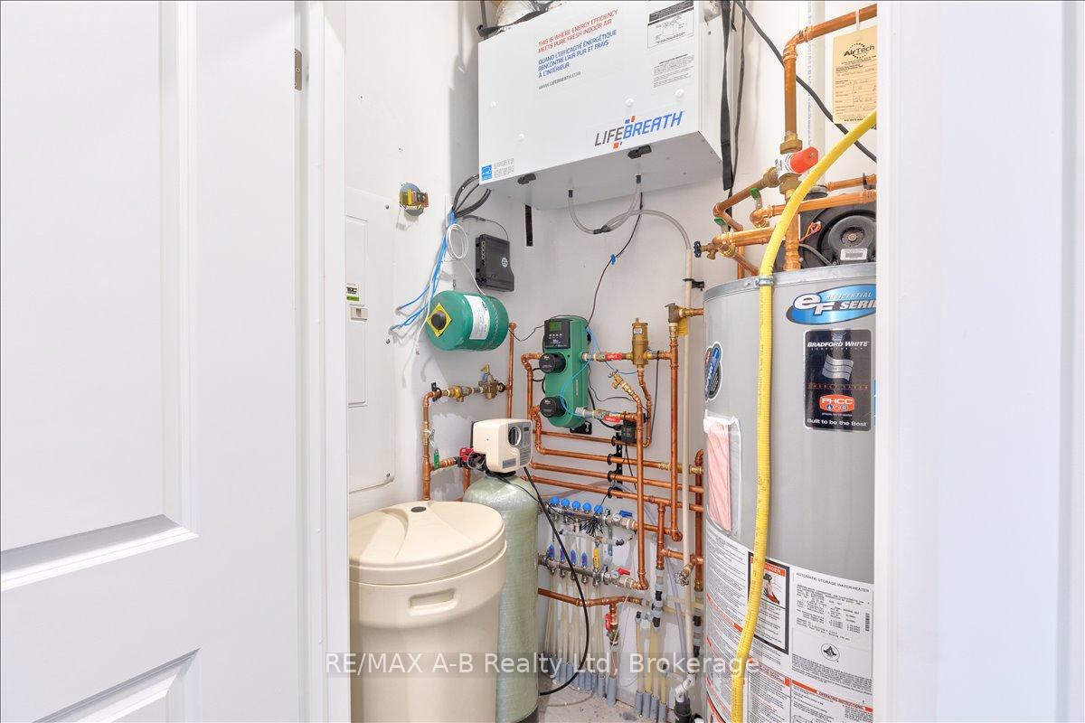 Photo 13 of Unit Unit 4, 43 Upper Thames Lane, West Perth, Mitchell — HOMEH