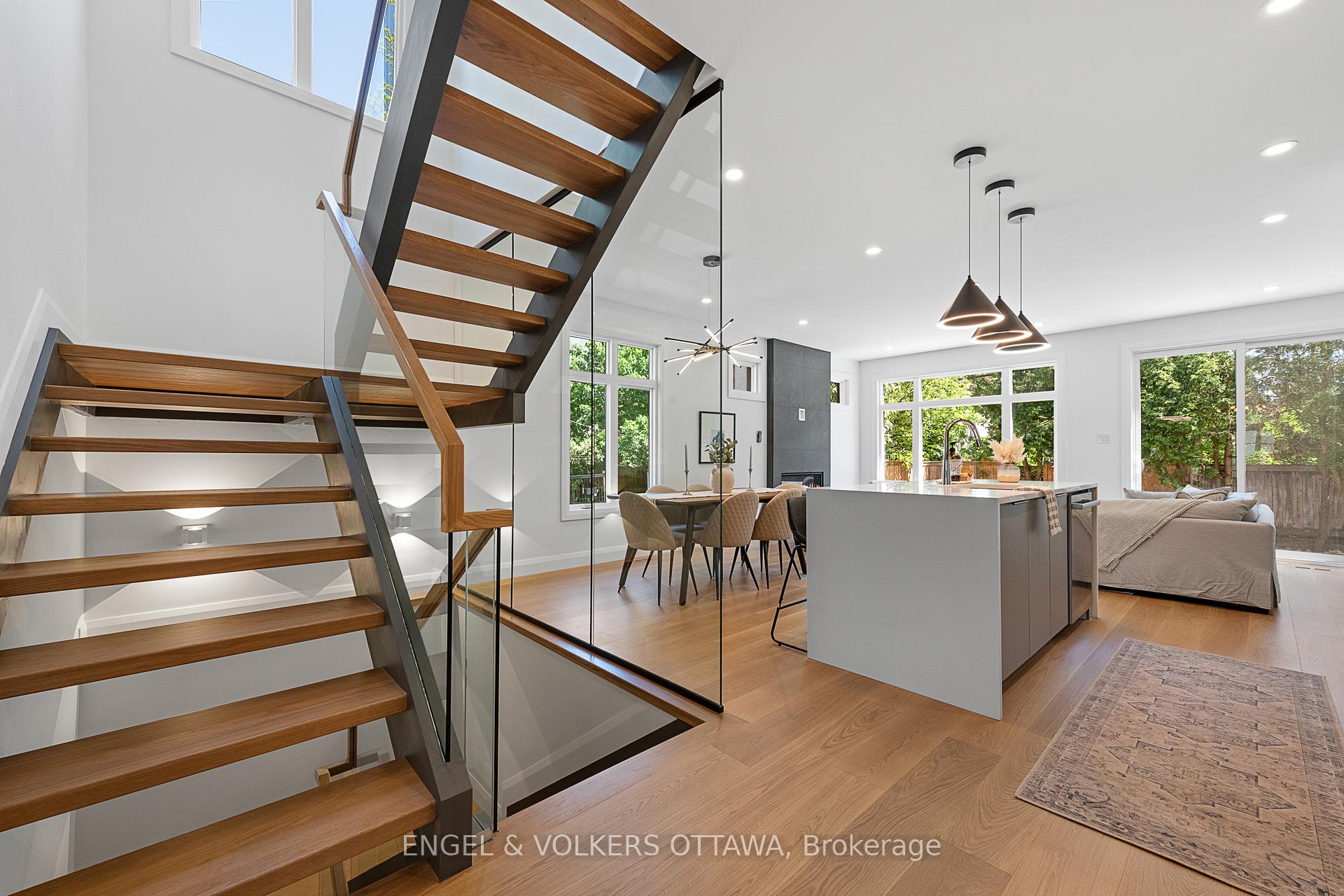 Photo 6 of 491 Highcroft Avenue, Ottawa, Westboro/Hampton Park — HOMEH