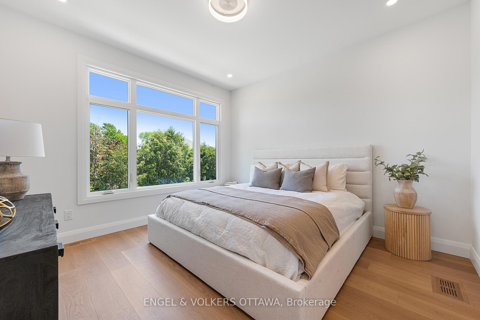 Photo 17 of 491 Highcroft Avenue, Ottawa, Westboro/Hampton Park — HOMEH