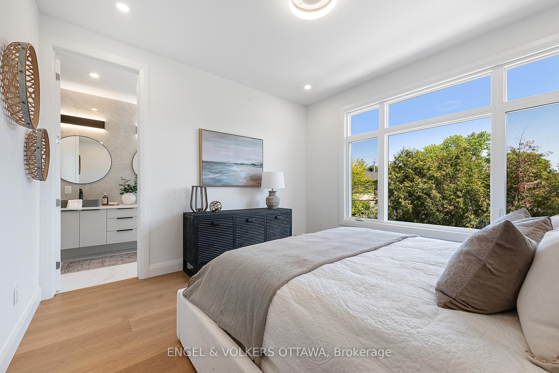 Photo 18 of 491 Highcroft Avenue, Ottawa, Westboro/Hampton Park — HOMEH