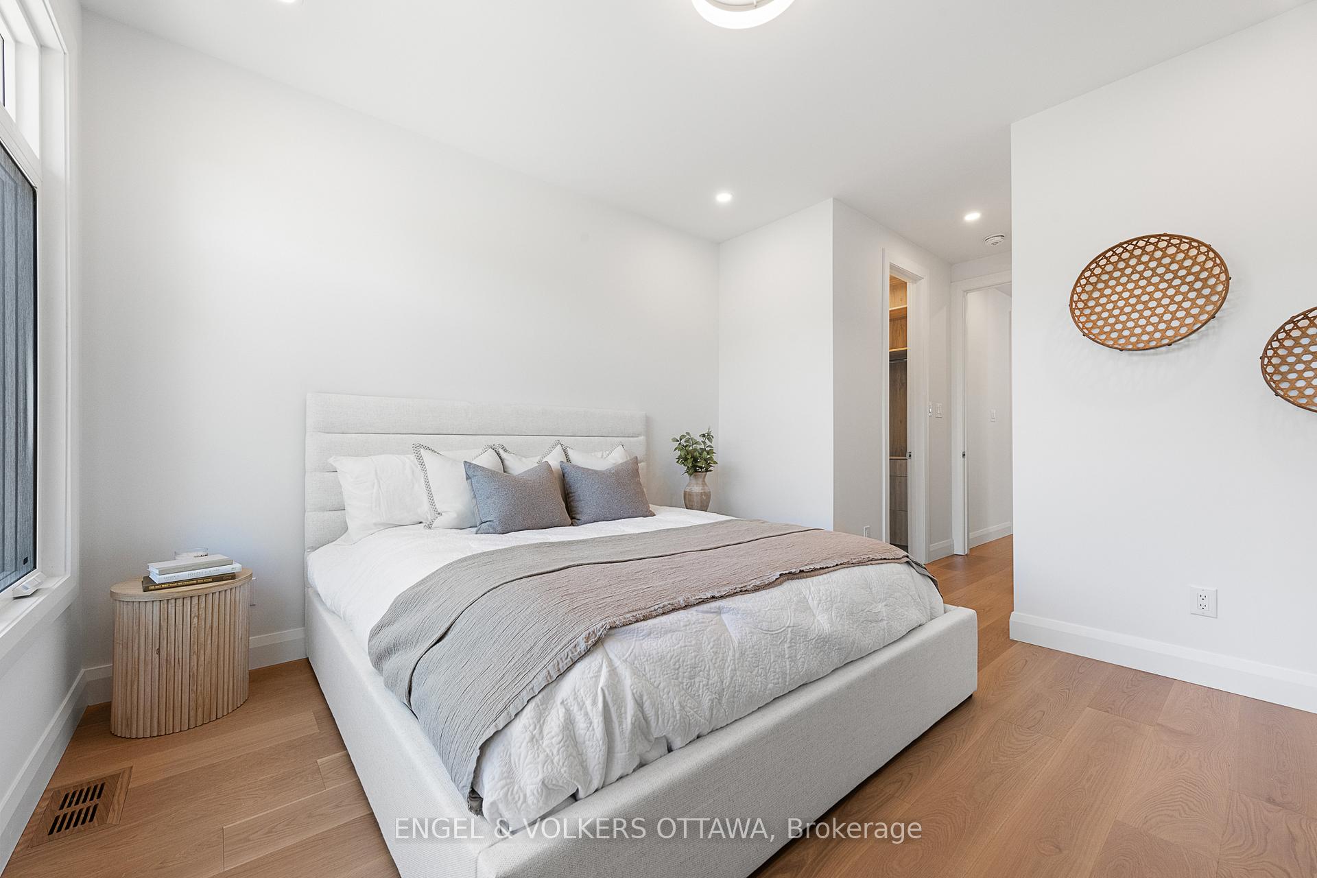 Photo 19 of 491 Highcroft Avenue, Ottawa, Westboro/Hampton Park — HOMEH