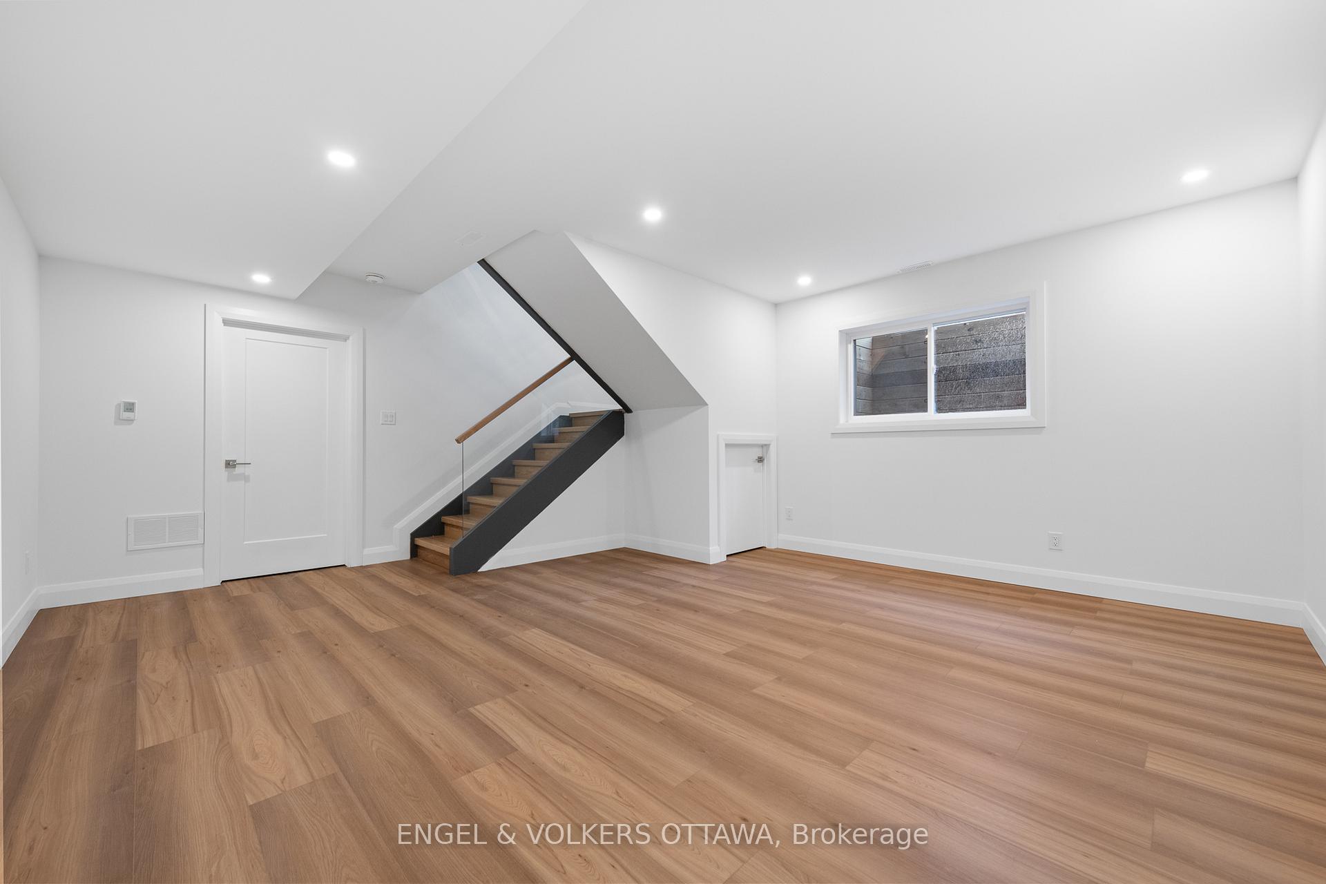 Photo 28 of 491 Highcroft Avenue, Ottawa, Westboro/Hampton Park — HOMEH